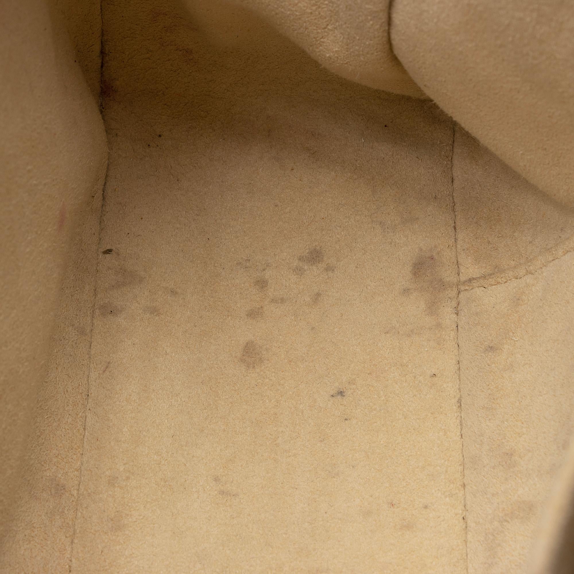 Louis Vuitton Monogram Canvas Hudson PM Shoulder Bag (SHF-23168)