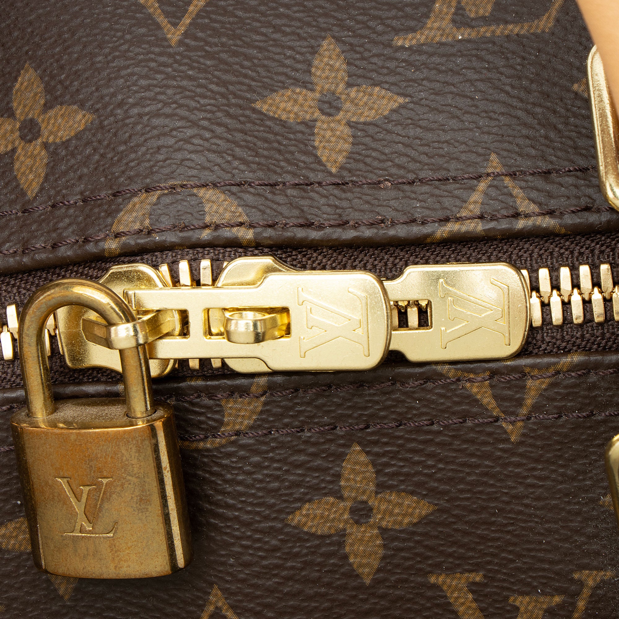 Louis Vuitton Monogram Canvas Keepall Bandouliere 50 Duffle