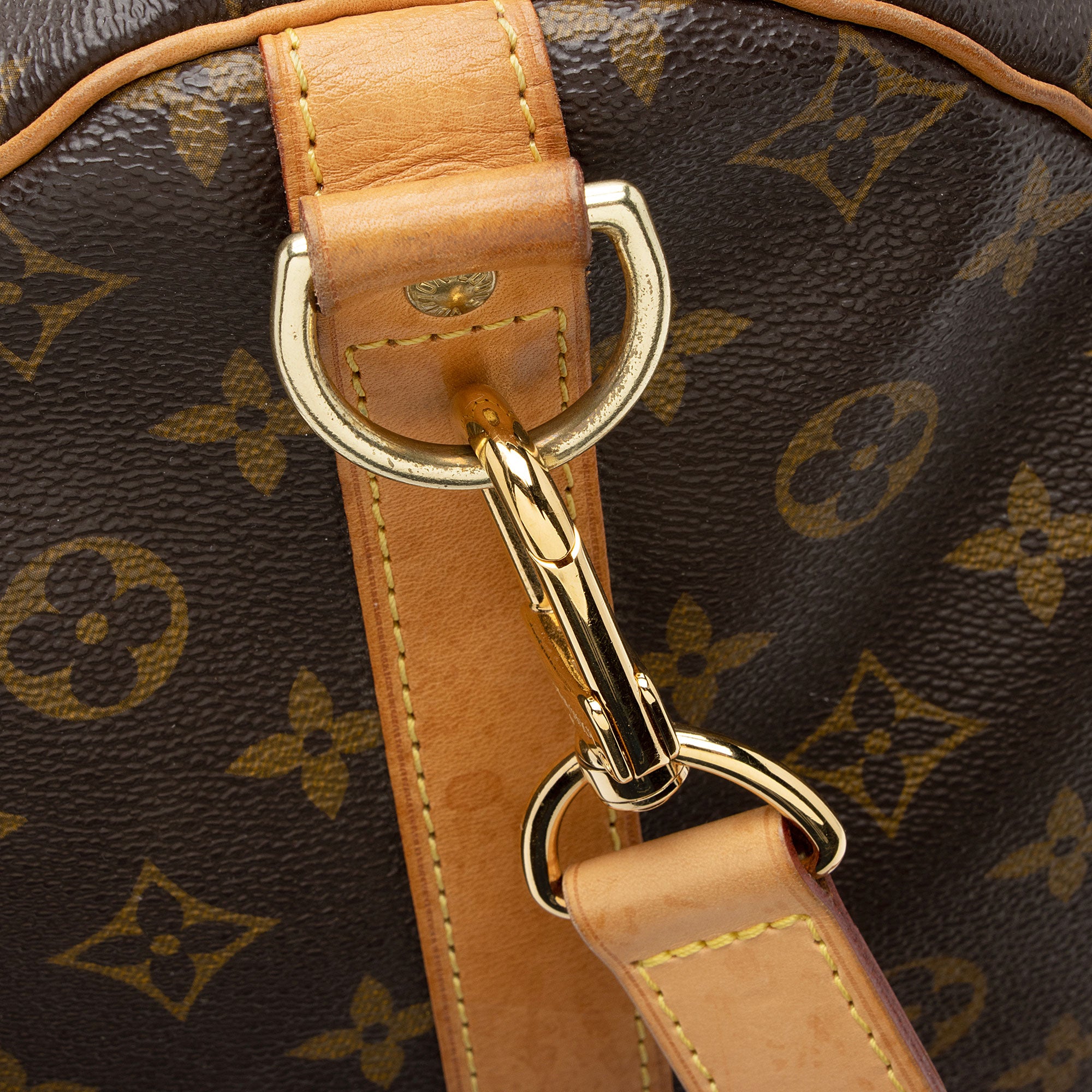 Louis Vuitton Monogram Canvas Keepall Bandouliere 55 Duffle Bag (SHF-qBIEjn)