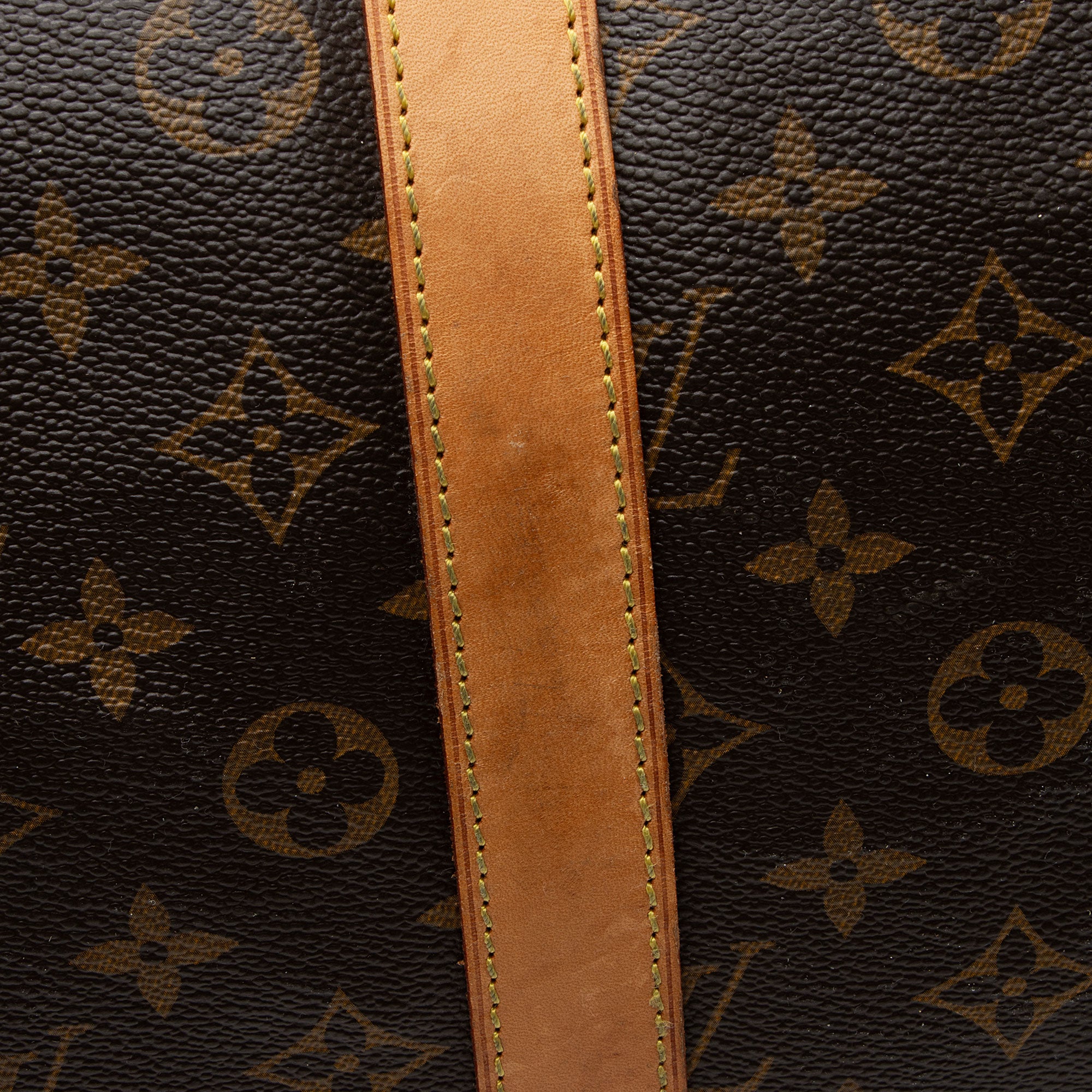 Louis Vuitton Monogram Canvas Keepall Bandouliere 55 Duffle Bag (SHF-SdSz4O)