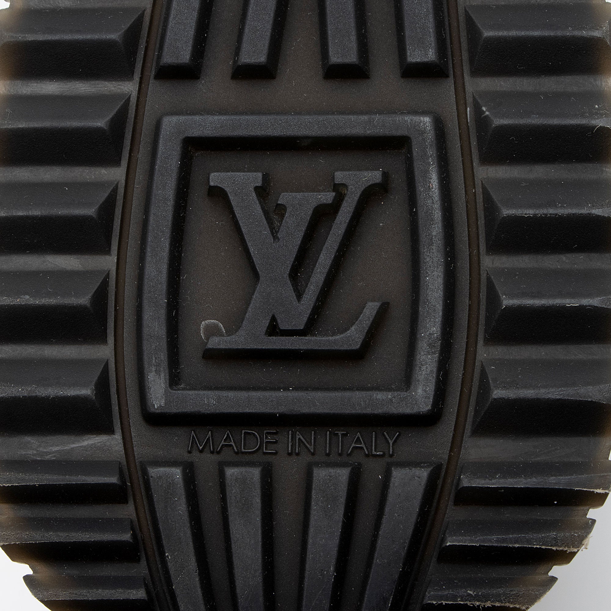 Louis Vuitton Monogram Canvas Leather Run Away Sneakers - Size 8 / 38