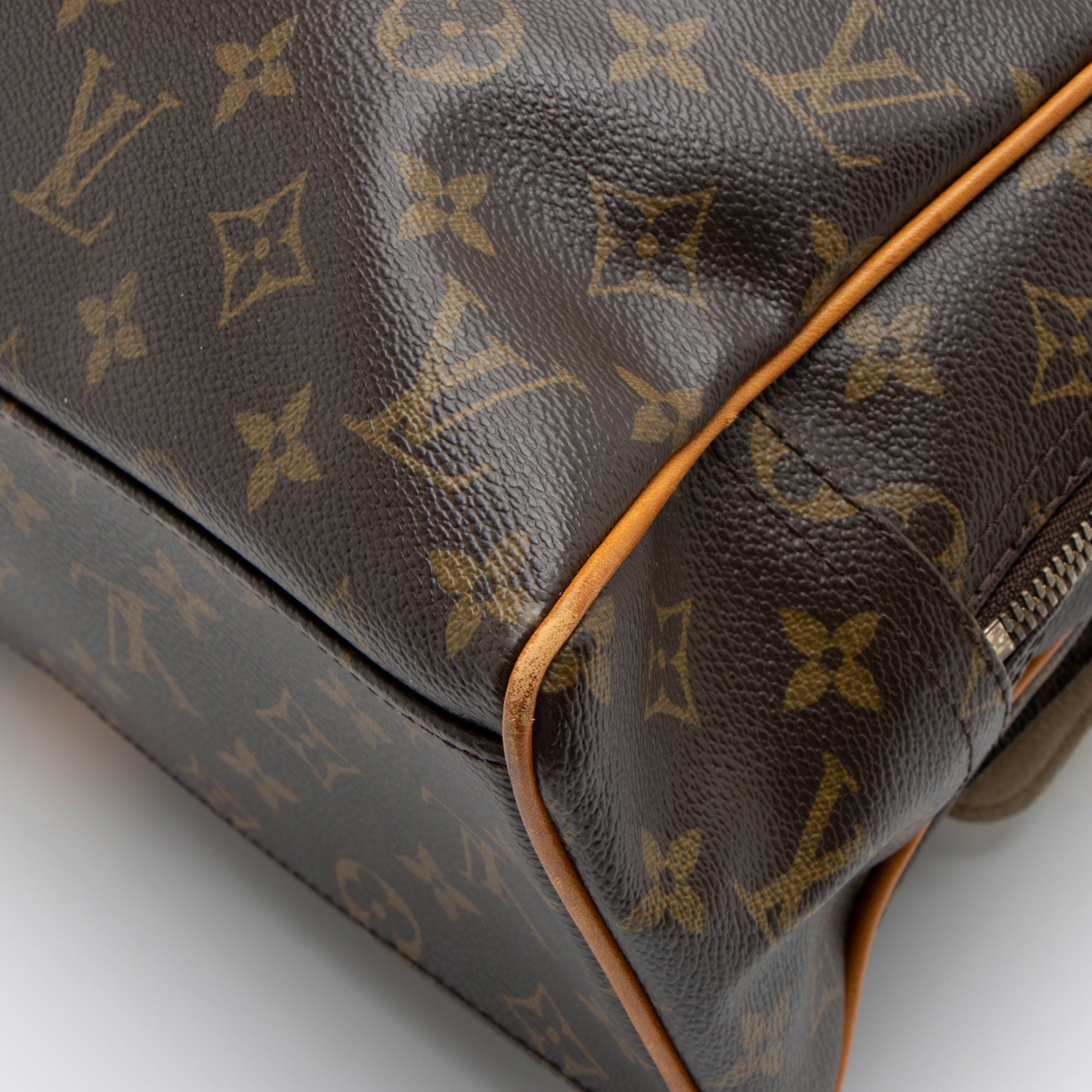 Louis Vuitton Monogram Canvas Manhattan GM Satchel (SHF-FGlzW5)