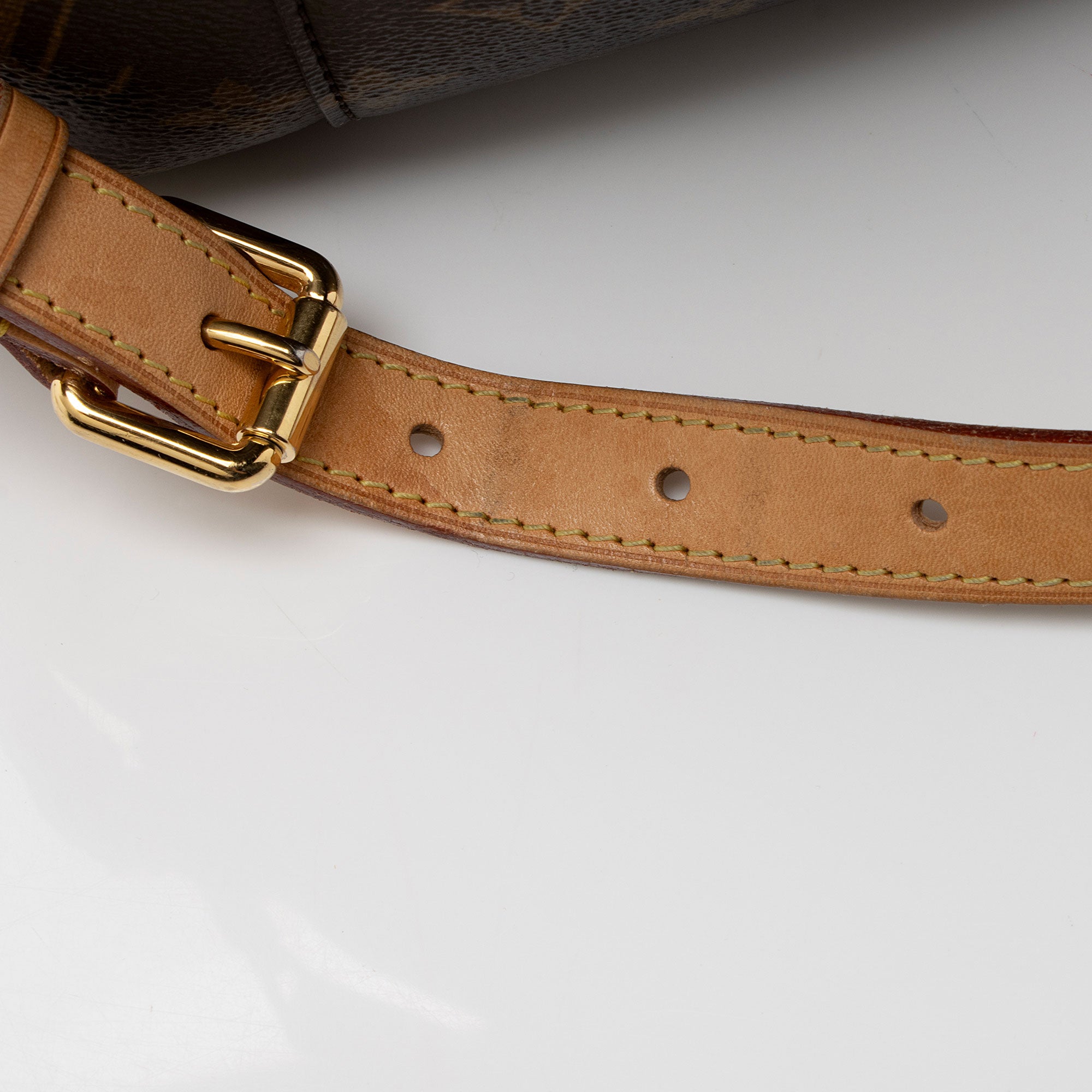 Louis Vuitton Monogram Canvas Melie Shoulder Bag (SHF-Xz0dL4)