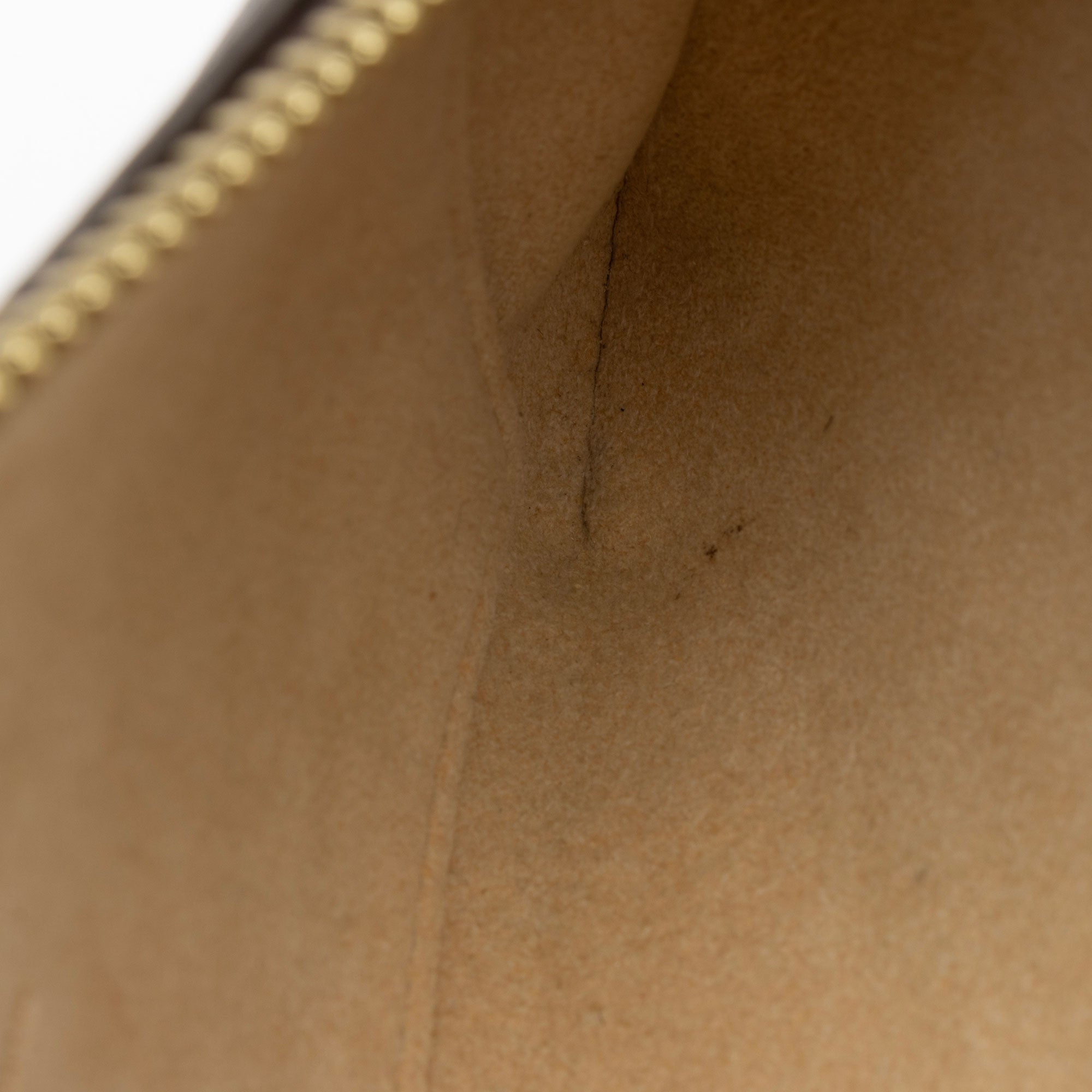 Louis Vuitton Monogram Canvas Milla MM Pochette (SHF-5uMDHD)