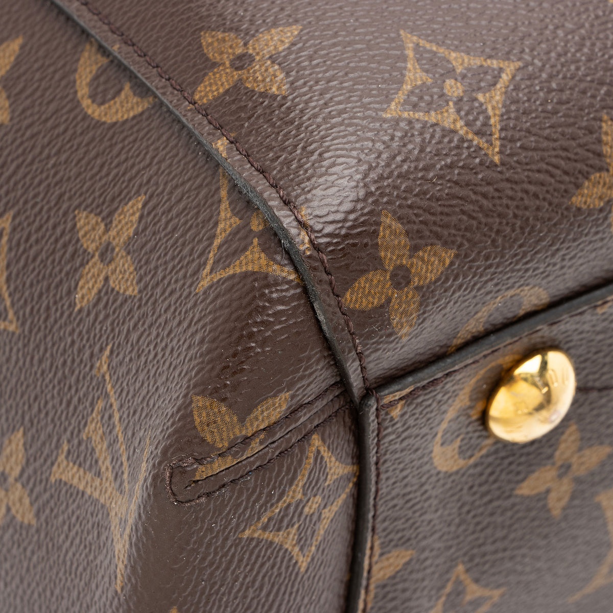 Louis Vuitton Monogram Canvas Montaigne MM Tote