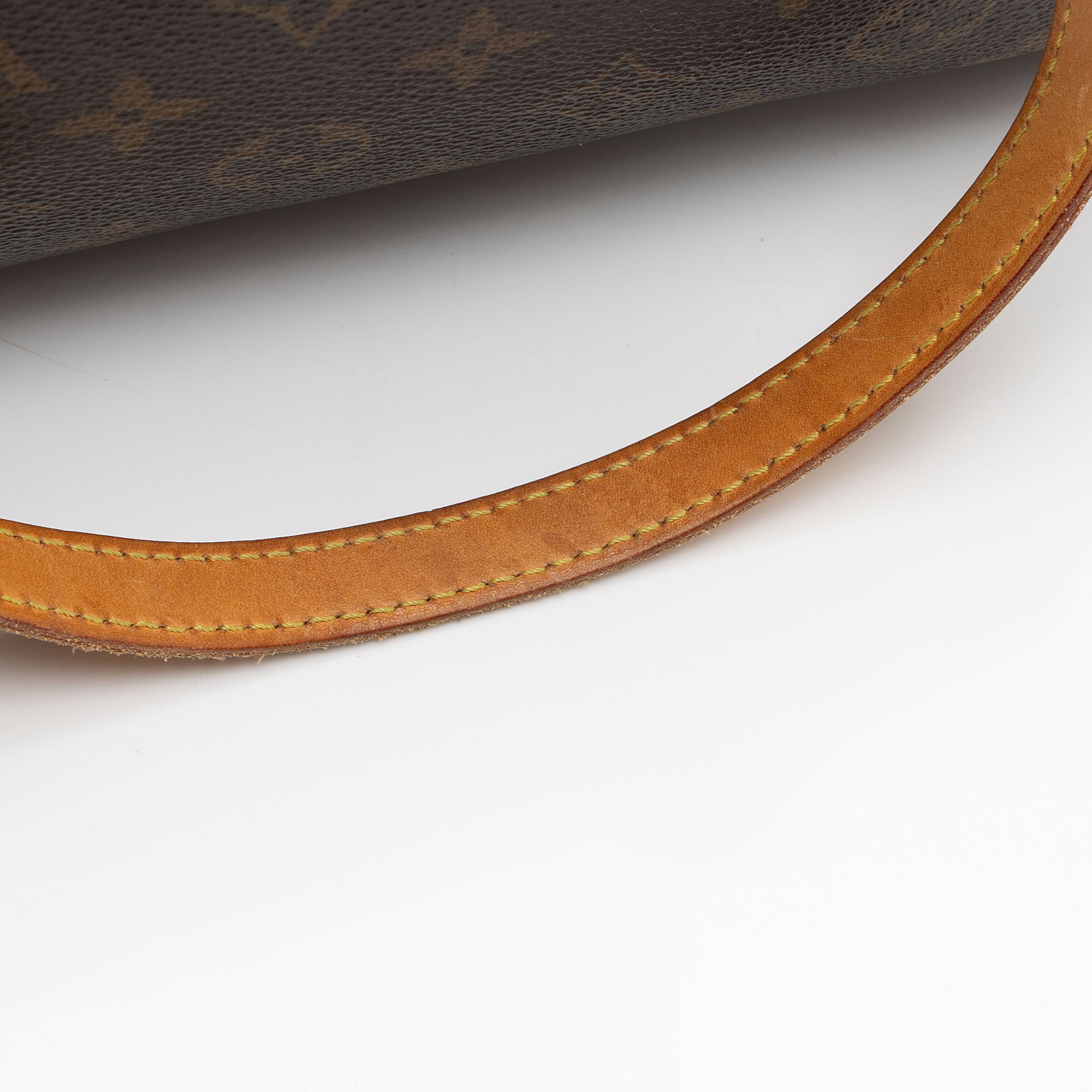 Louis Vuitton Monogram Canvas Montorgueil PM Shoulder Bag (SHF-9JWj7J)
