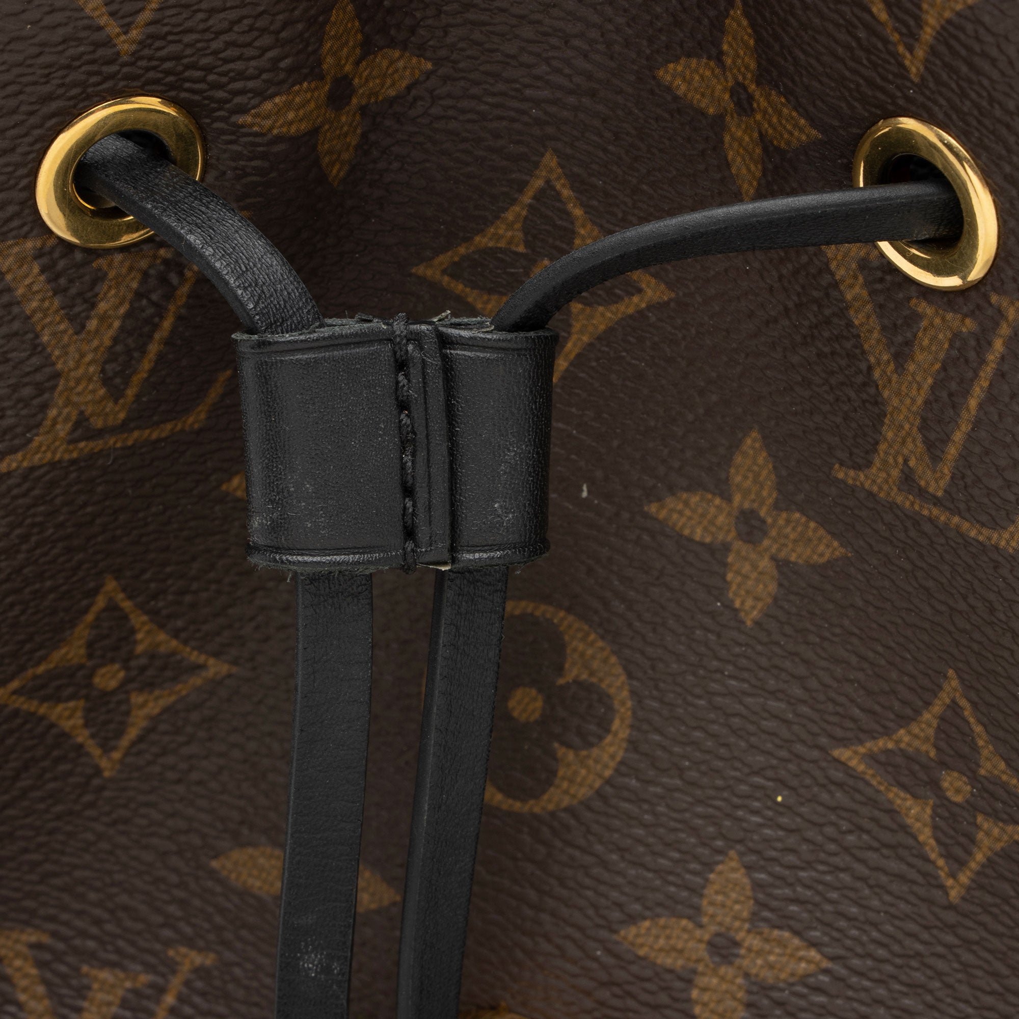 Louis Vuitton Monogram Canvas Montsouris PM NM Backpack (SHF-dZecfY)