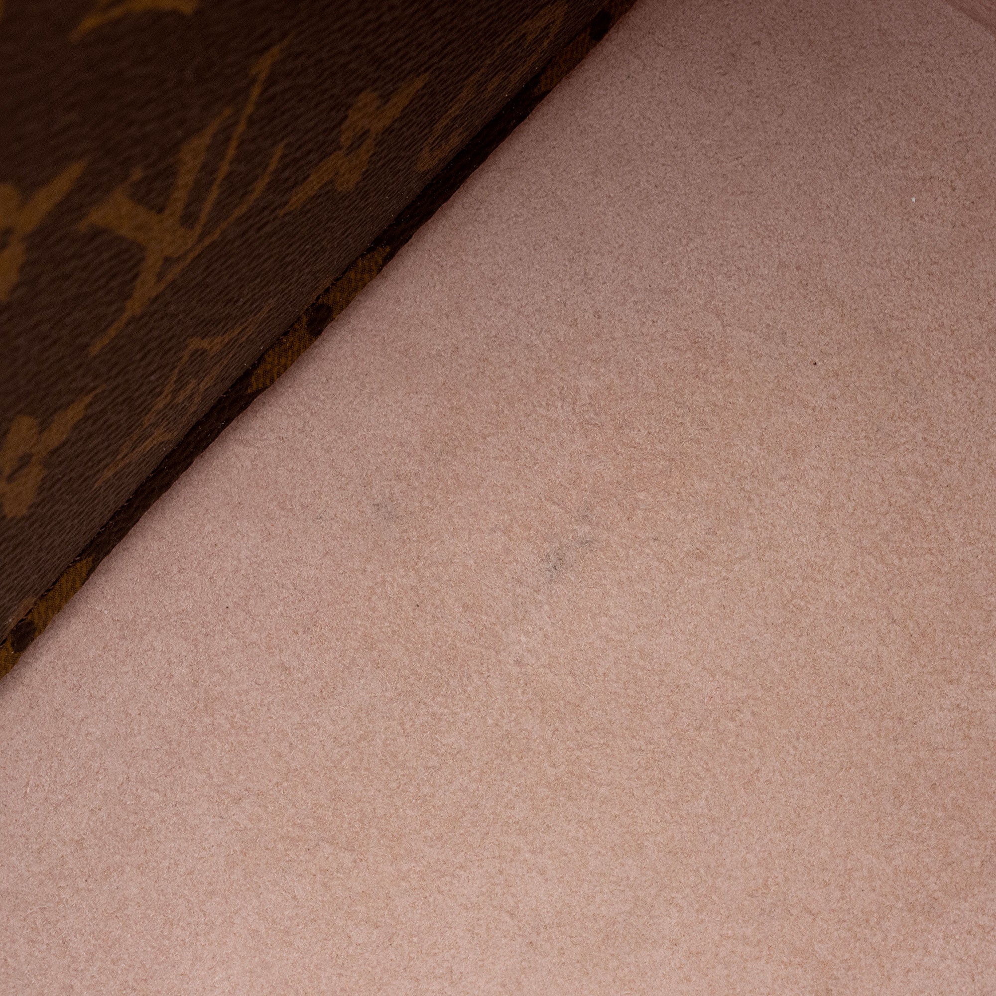 Louis Vuitton Monogram Canvas Neonoe Shoulder Bag (SHF-YEfO7R)