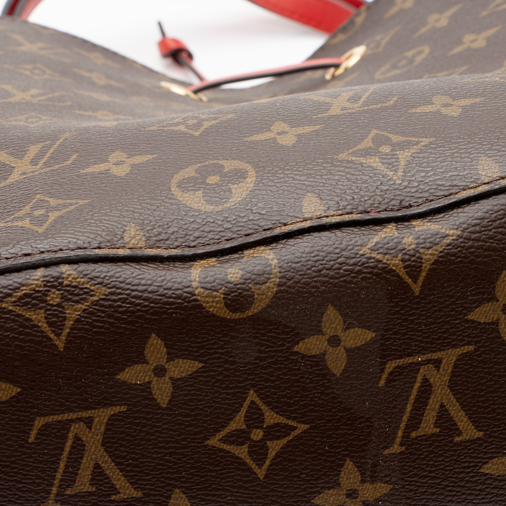 Louis Vuitton Monogram Canvas Neonoe Shoulder Bag (SHF-3Aiqhi)