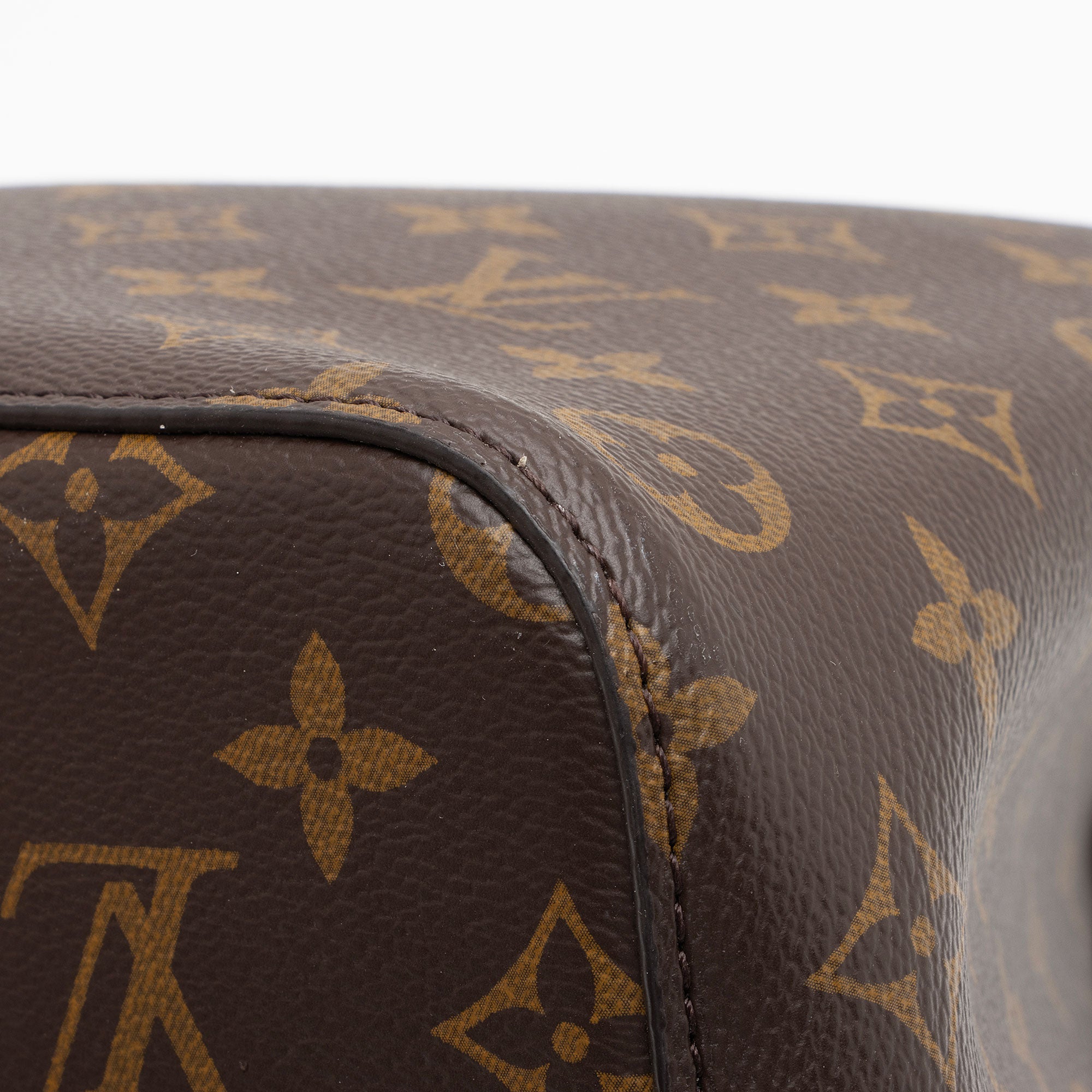 Louis Vuitton Monogram Canvas Neonoe Shoulder Bag (SHF-XOm4Go)