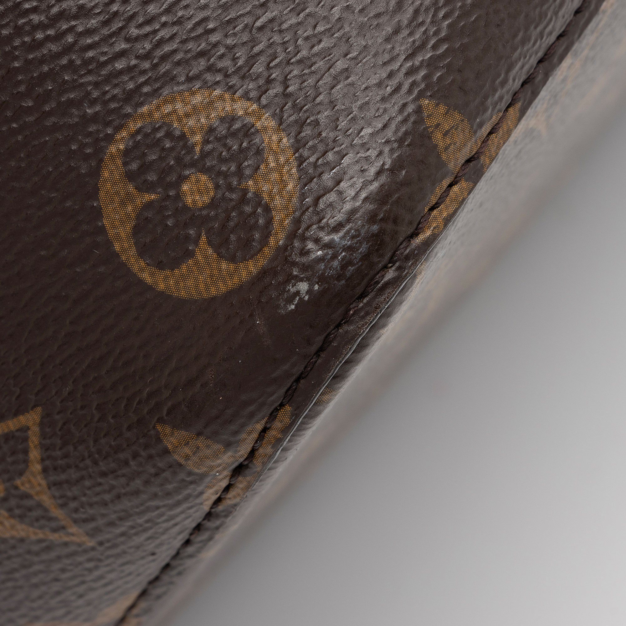 Louis Vuitton Monogram Canvas Neonoe Shoulder Bag (SHF-hyKvaa)