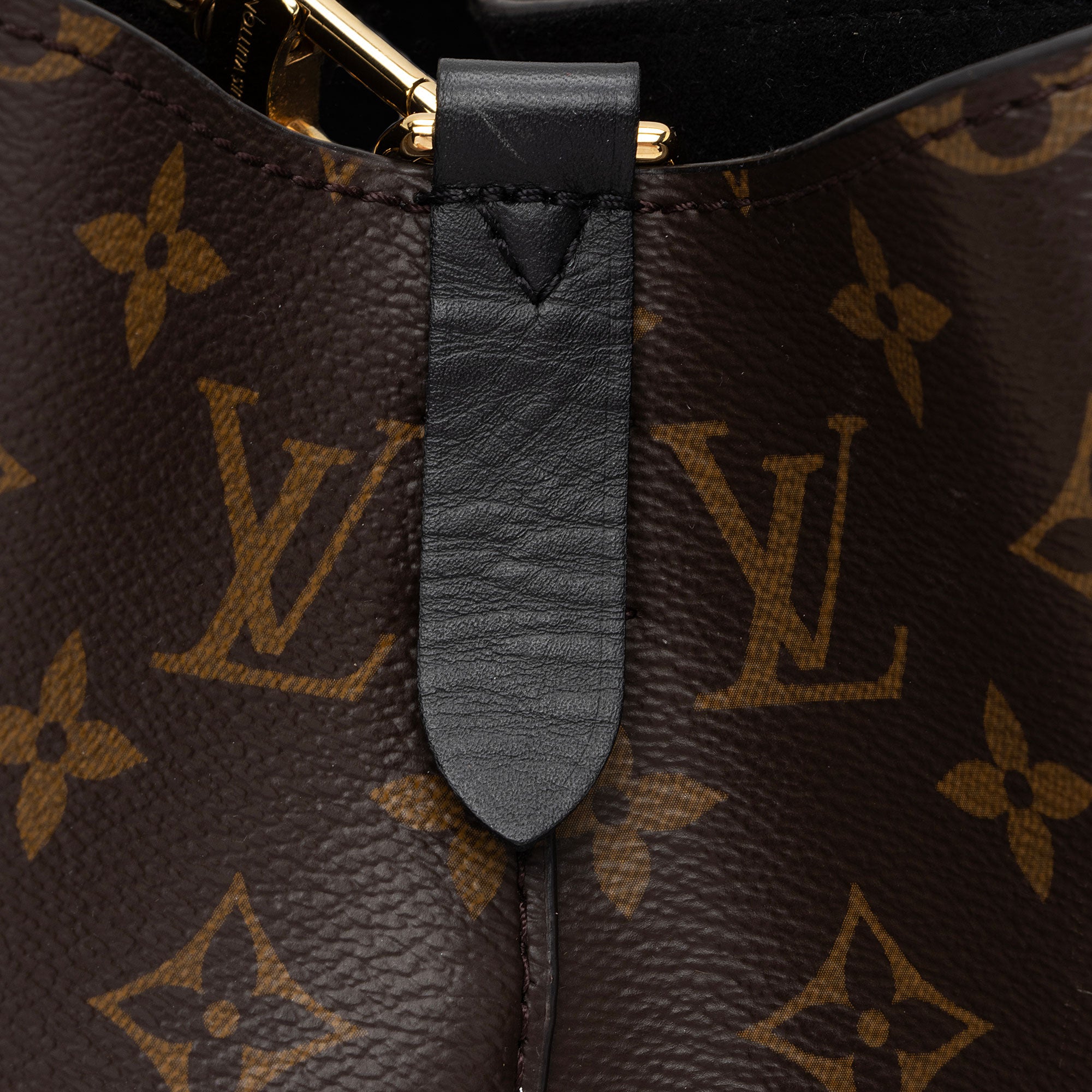 Louis Vuitton Monogram Canvas Neonoe MM Shoulder Bag (SHF-jxF2wA)