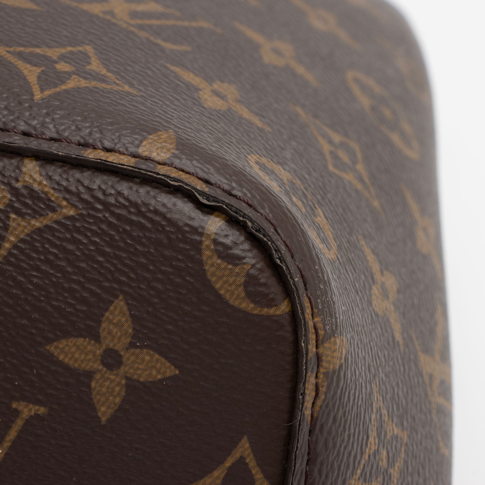 Louis Vuitton Monogram Canvas Neonoe MM Shoulder Bag (SHF-jxF2wA)