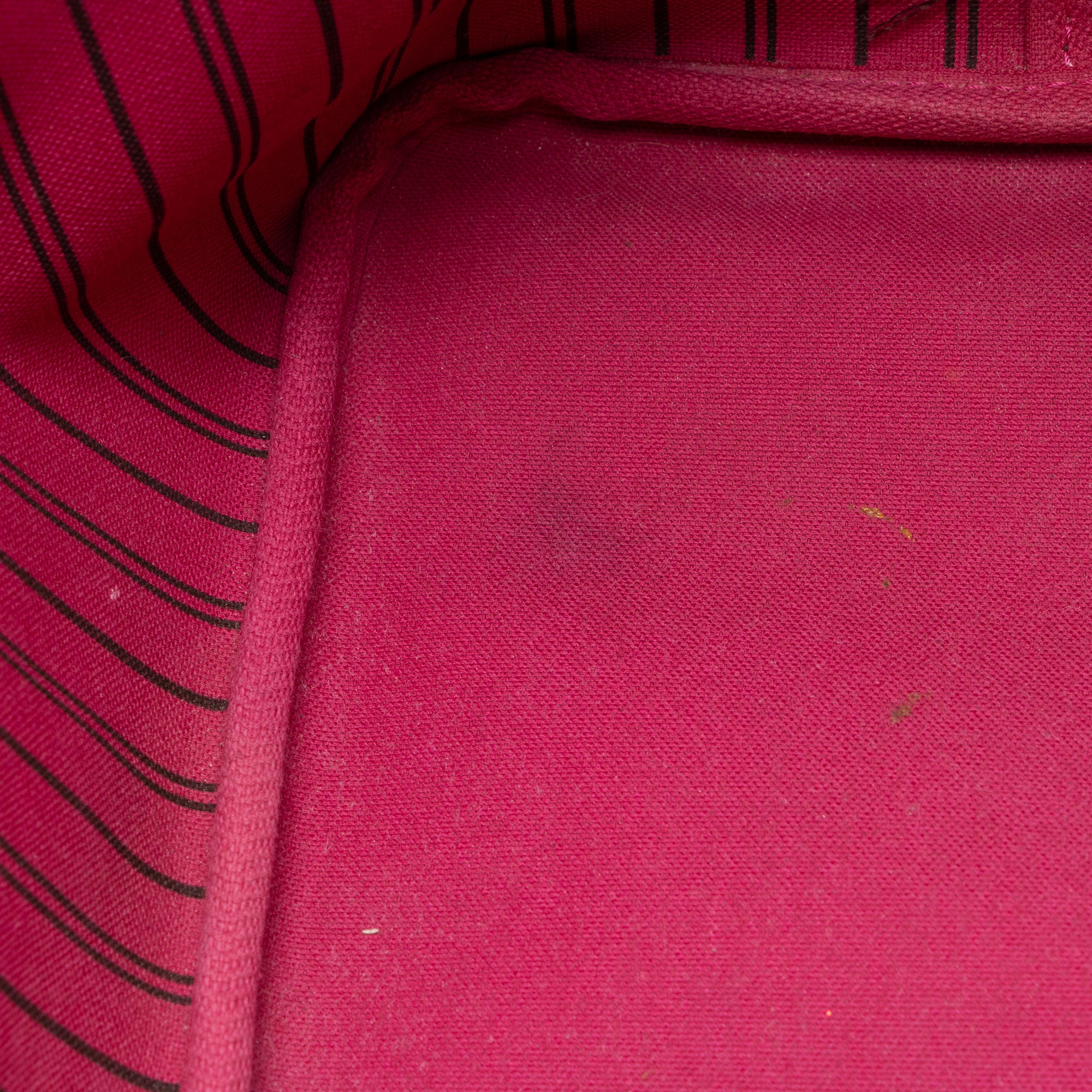 Louis Vuitton Monogram Canvas Neverfull GM Tote (SHF-c7qIyv)