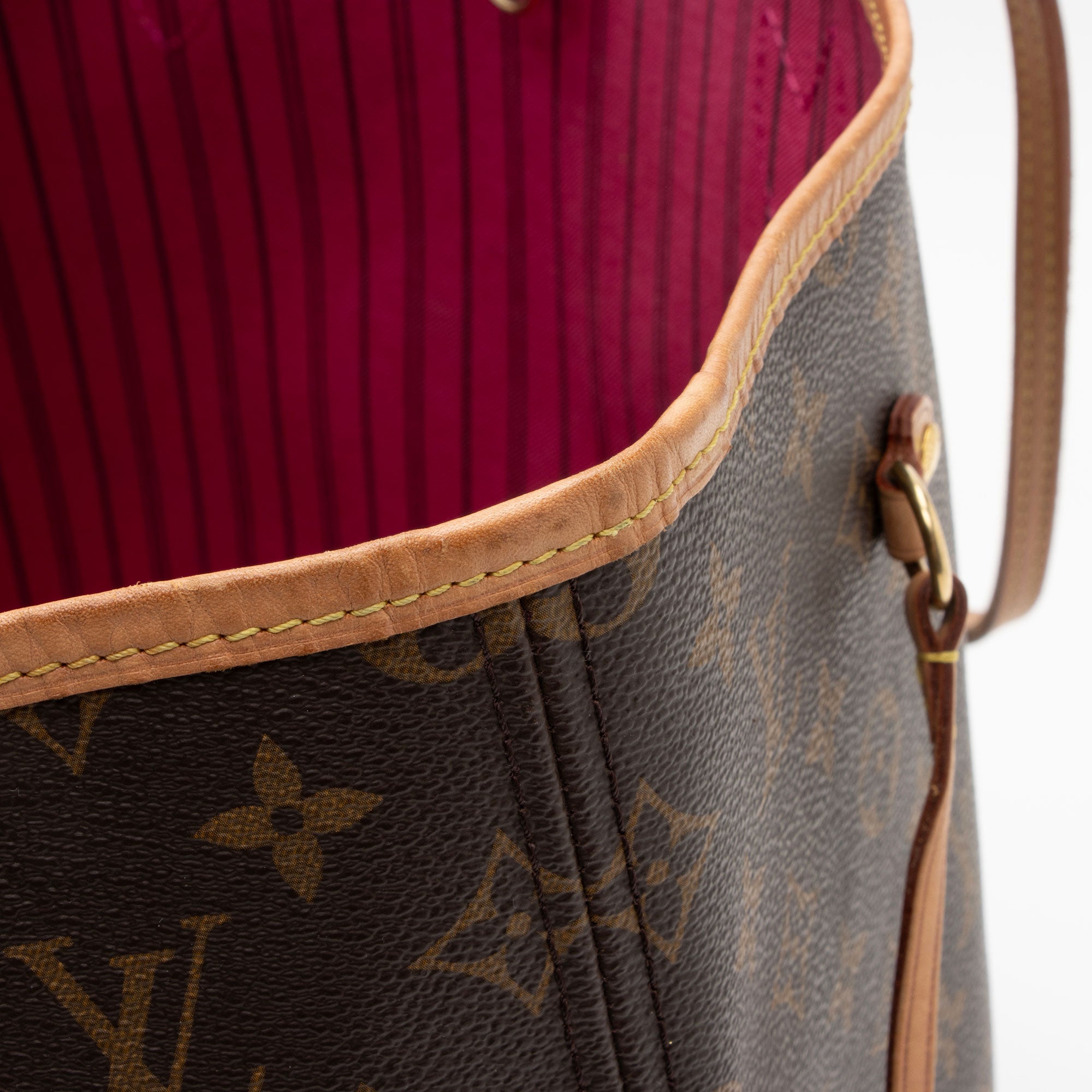 Louis Vuitton Monogram Canvas Neverfull GM Tote (SHF-c7qIyv)