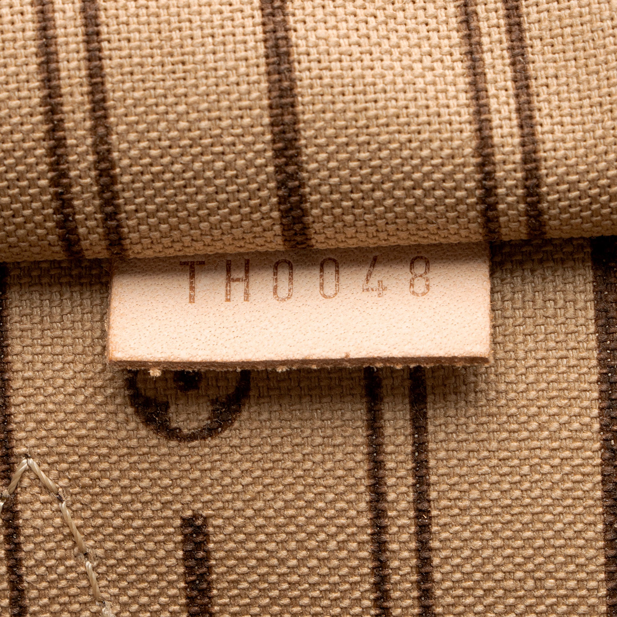 Louis Vuitton Monogram Canvas Neverfull GM Tote (SHF-n869XF)