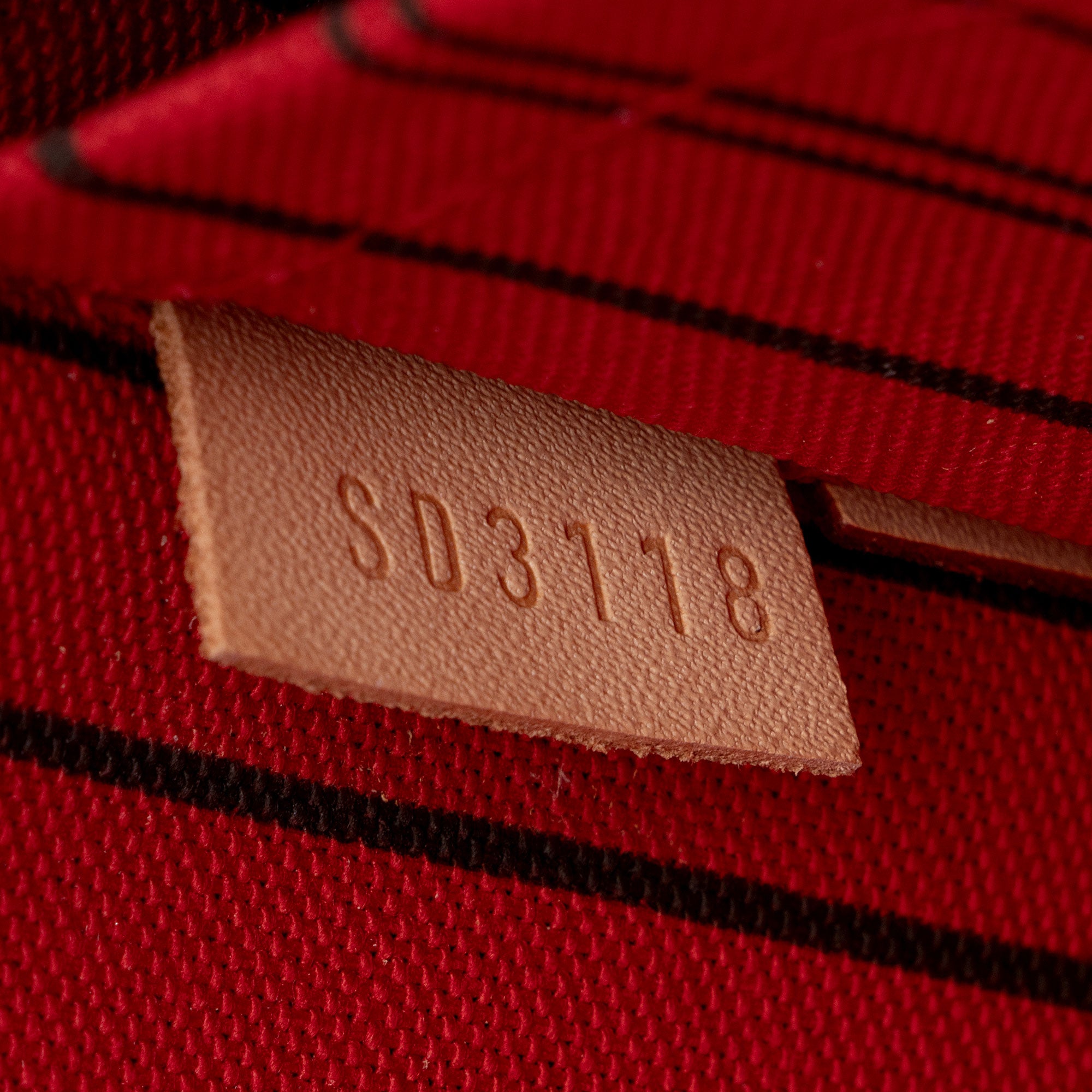 Louis Vuitton Monogram Canvas Neverfull MM Pochette