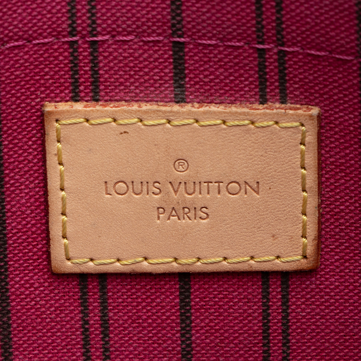 Louis Vuitton Monogram Canvas Neverfull MM Pochette