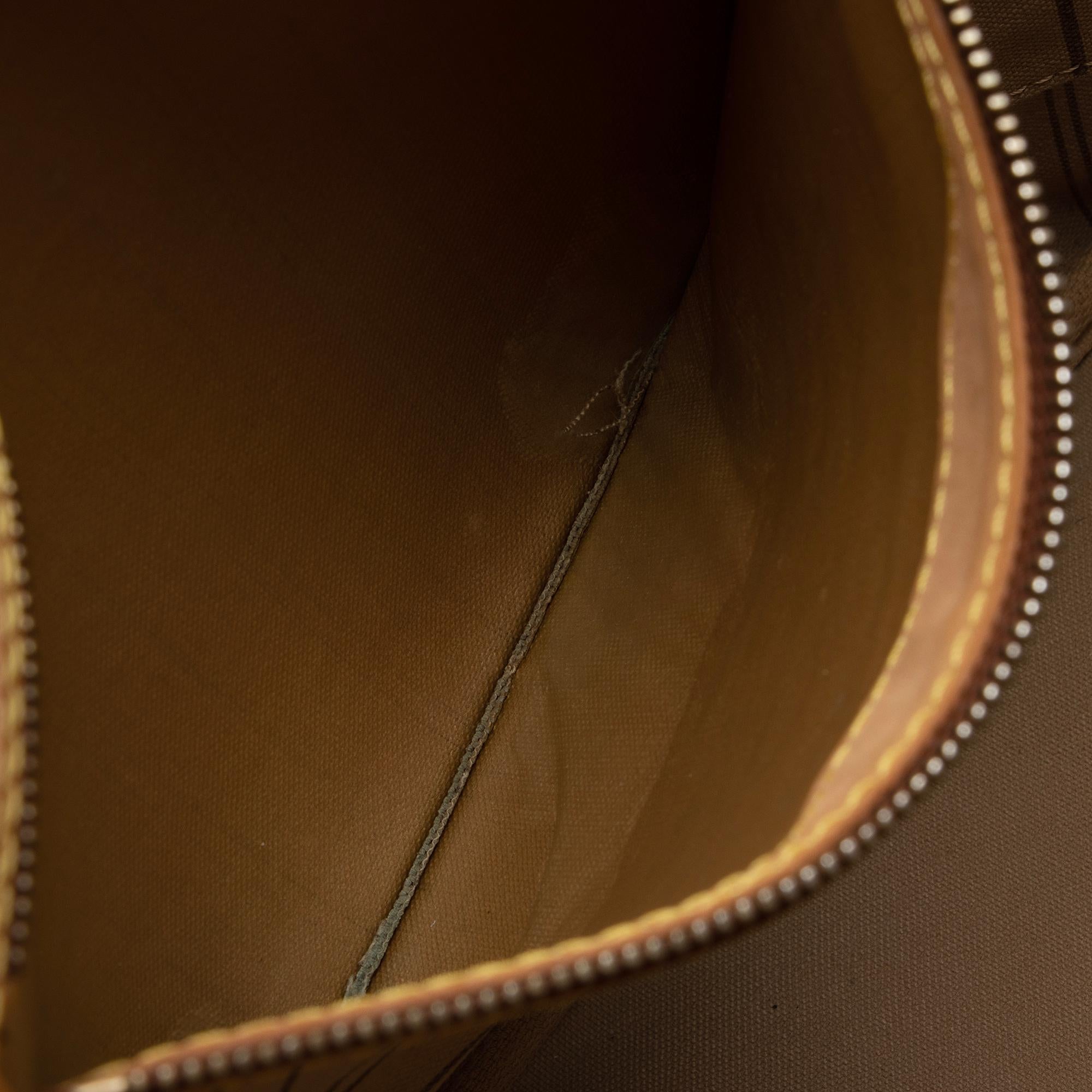 Louis Vuitton Monogram Canvas Neverfull MM Tote (SHF-HpIz6U)