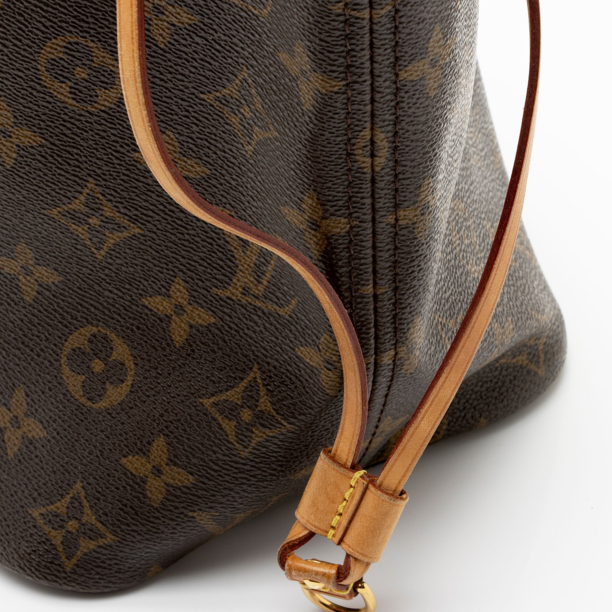 Louis Vuitton Monogram Canvas Neverfull MM Tote (SHF-kQzrek)