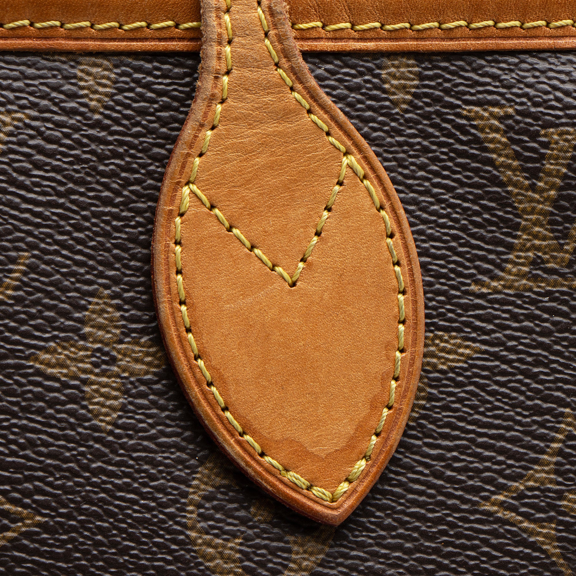Louis Vuitton Monogram Canvas Neverfull MM Tote (SHF-UDEOS7)