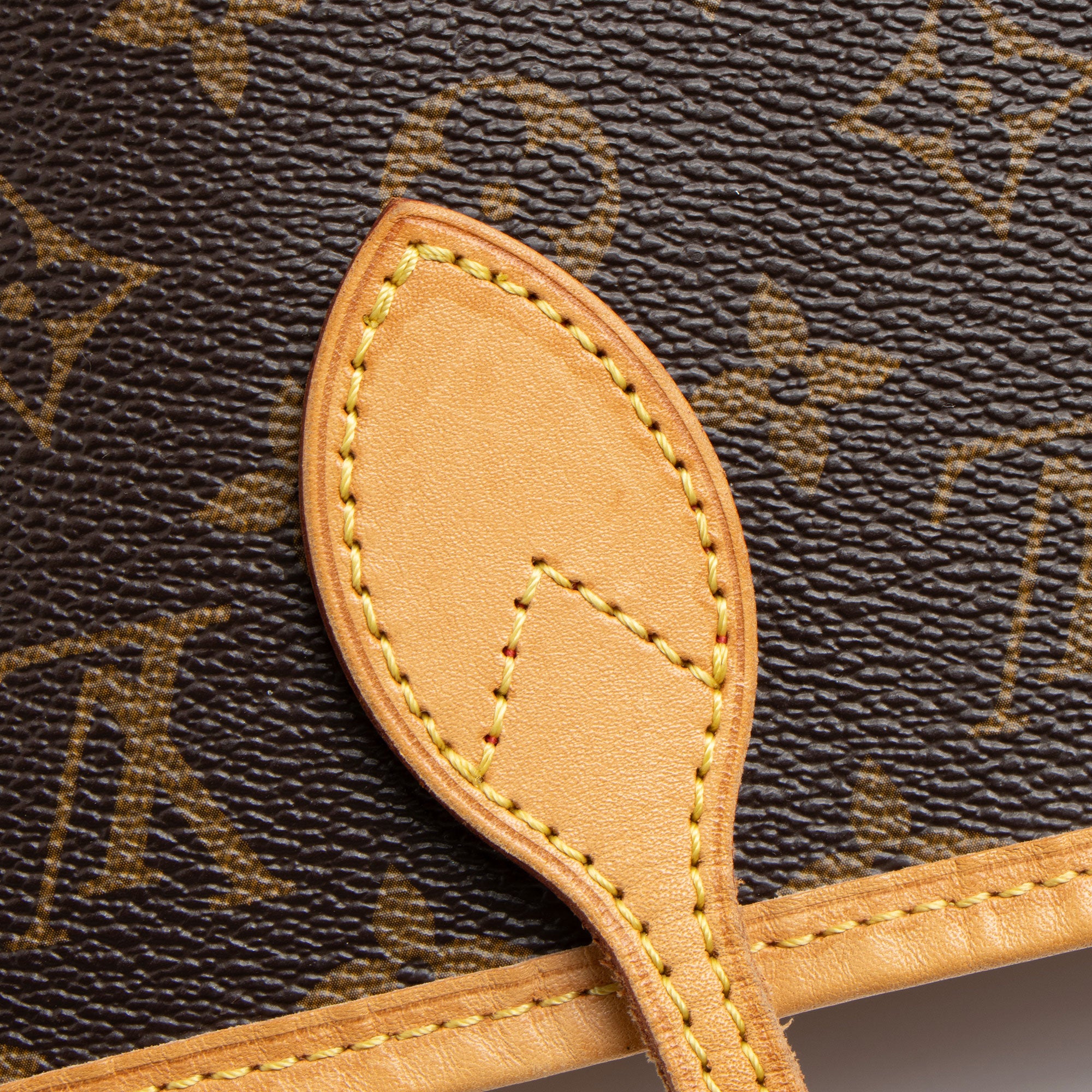 Louis Vuitton Monogram Canvas Neverfull MM Tote