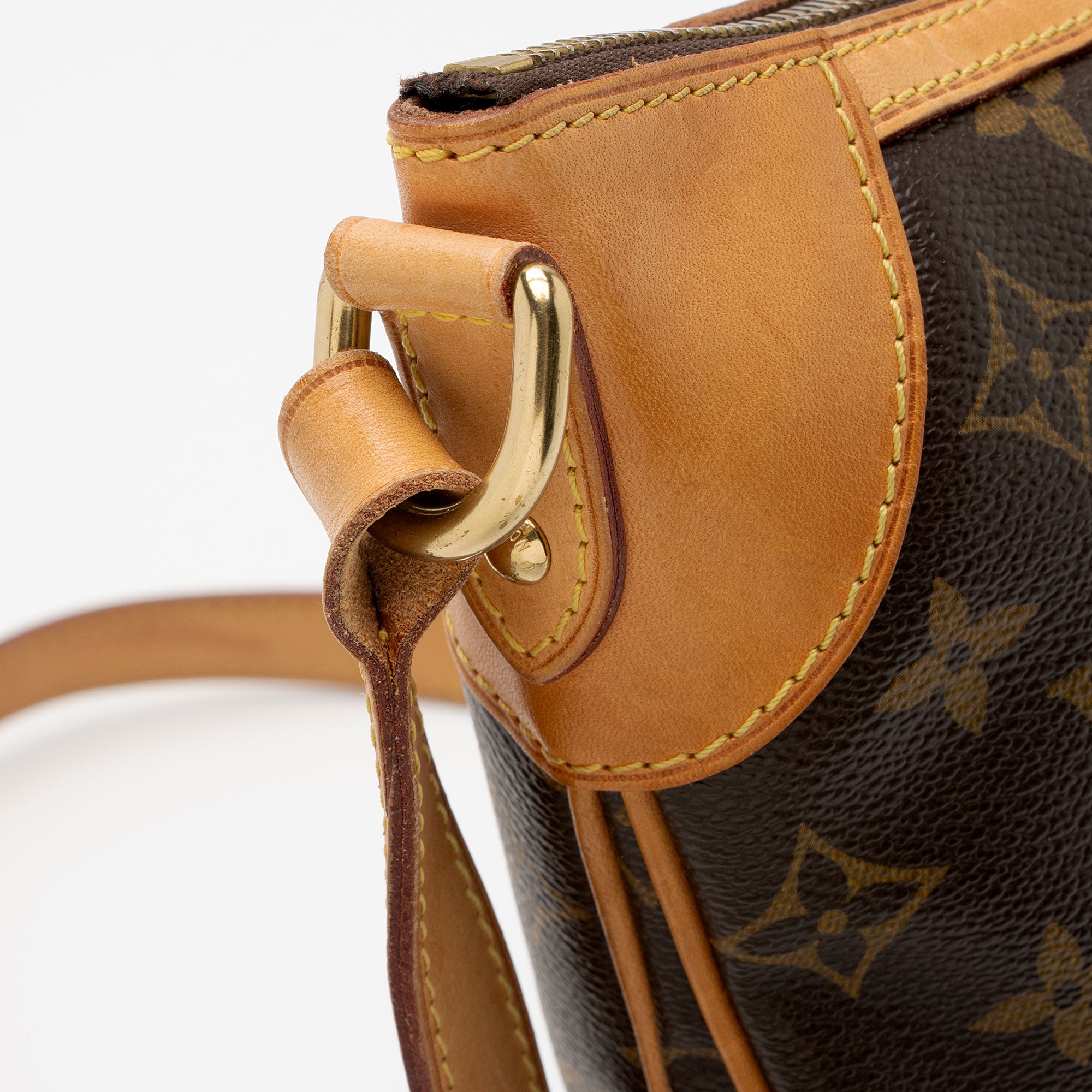 Louis Vuitton Monogram Canvas Odeon PM Shoulder Bag (SHF-EAfcm3)
