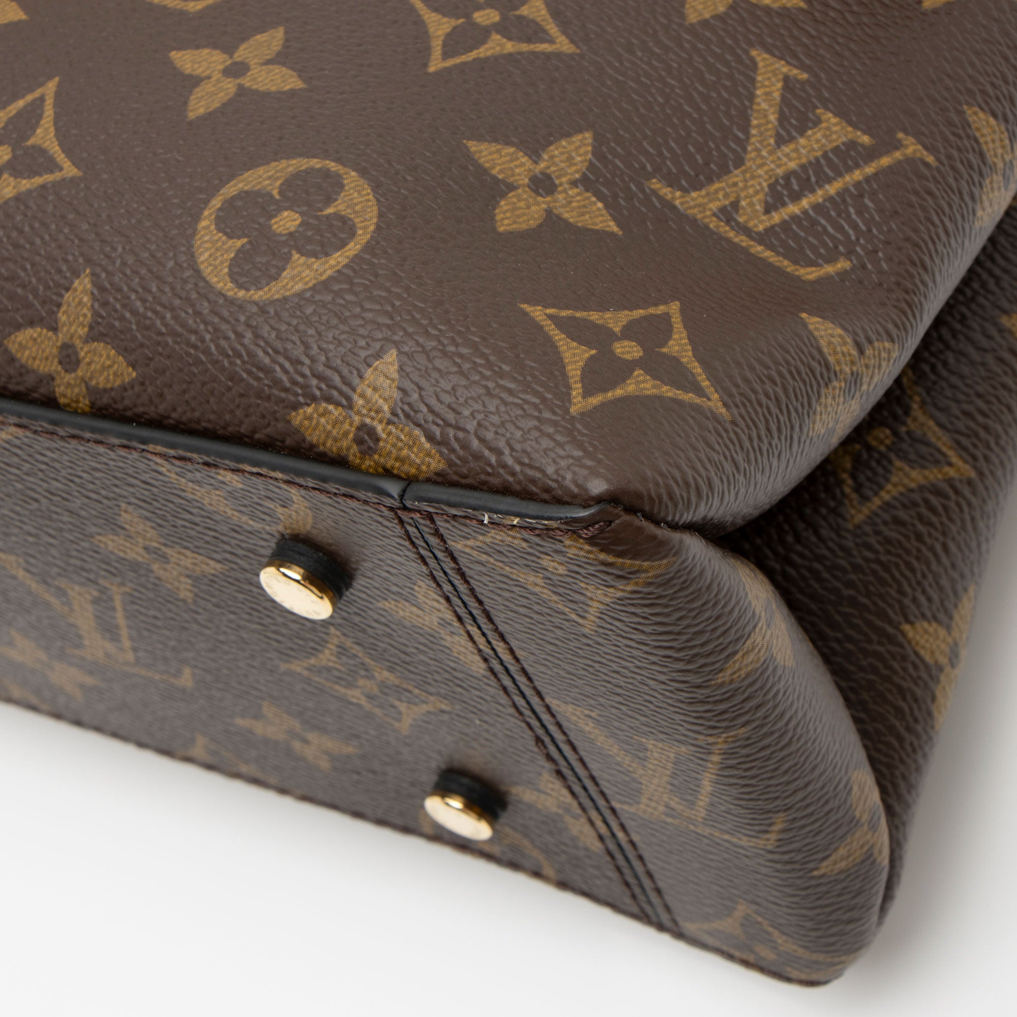 Louis Vuitton Monogram Canvas One Handle MM Flap Bag (SHF-8PThM6)