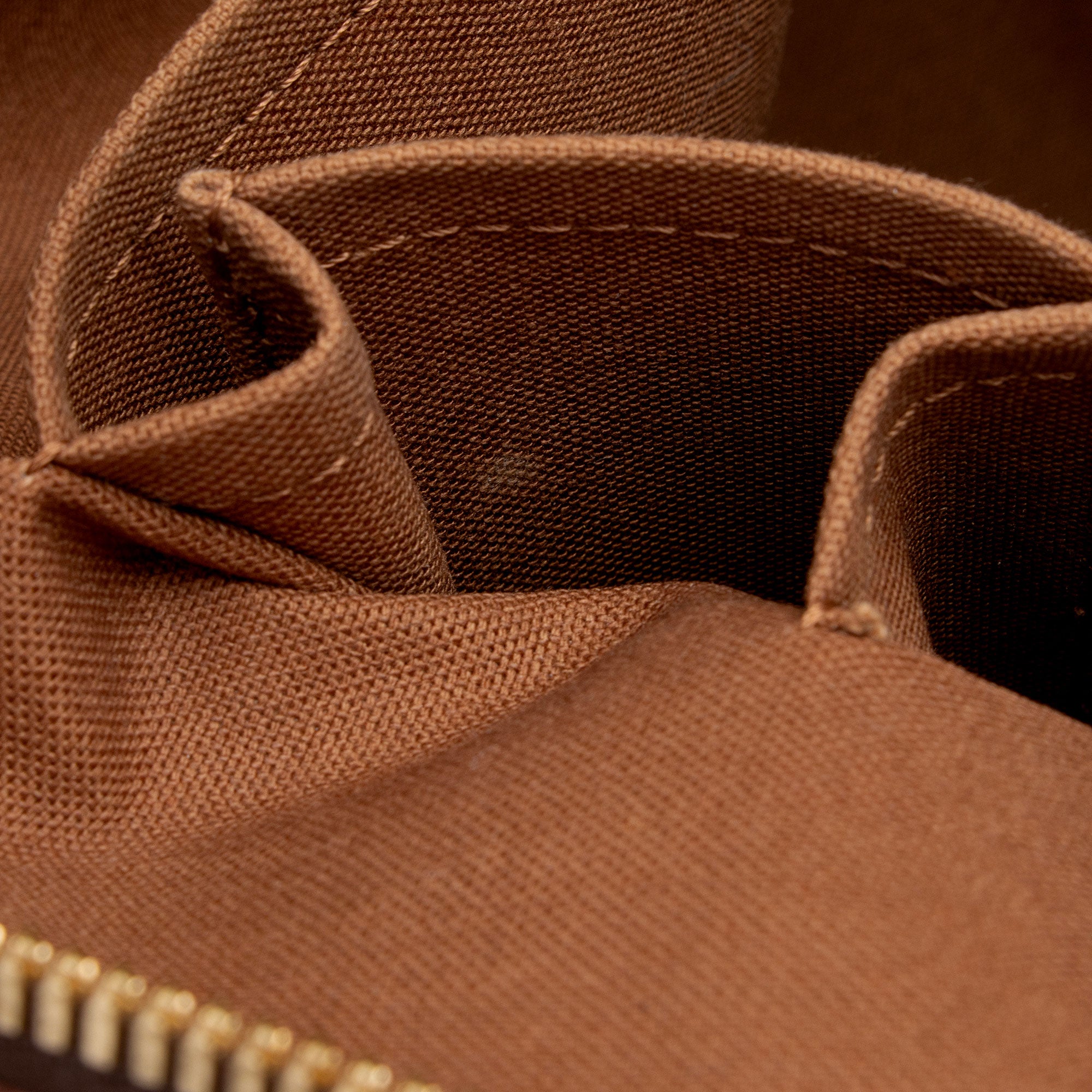 Louis Vuitton Monogram Canvas Palermo PM Tote (SHF-B28Qz3)