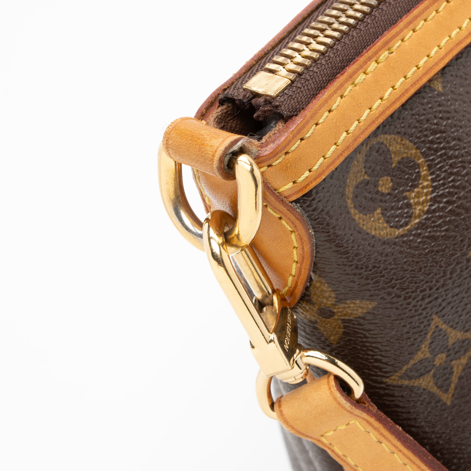 Louis Vuitton Monogram Canvas Palermo PM Tote (SHF-Mhgqhh)
