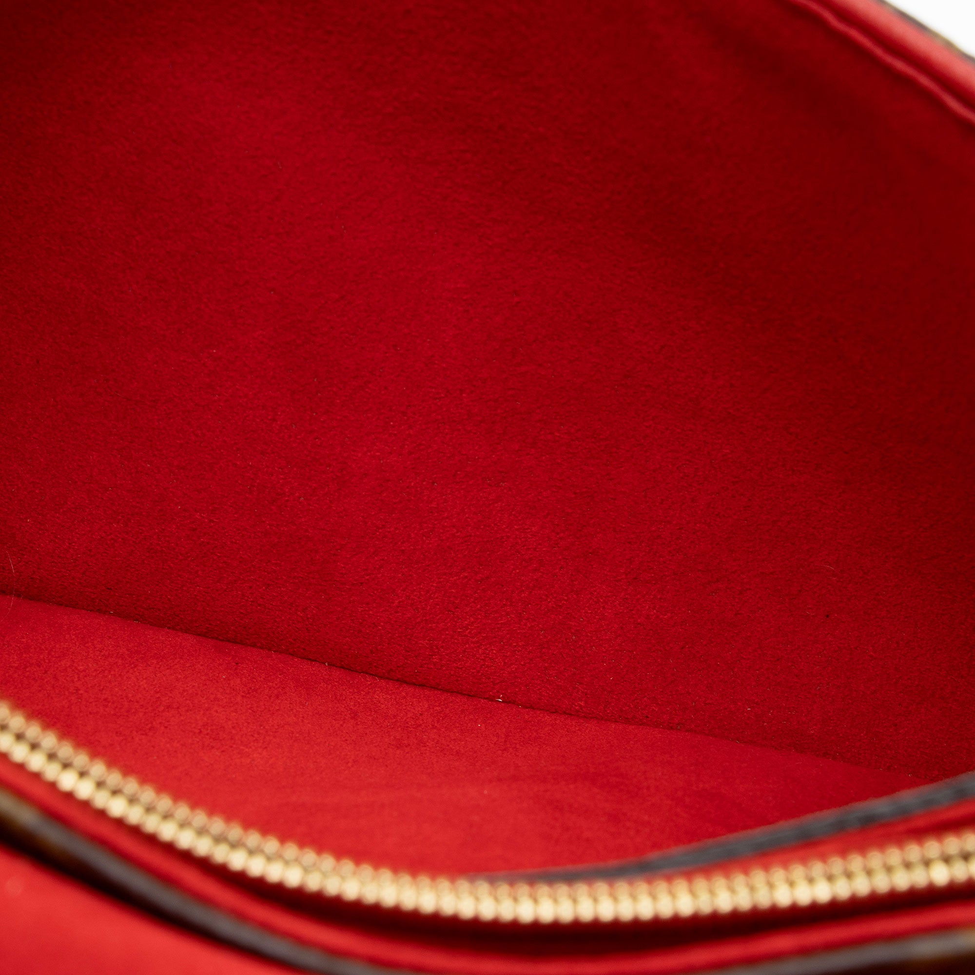 Louis Vuitton Monogram Canvas Pallas Chain Shoulder Bag (SHF-0DnP5y)