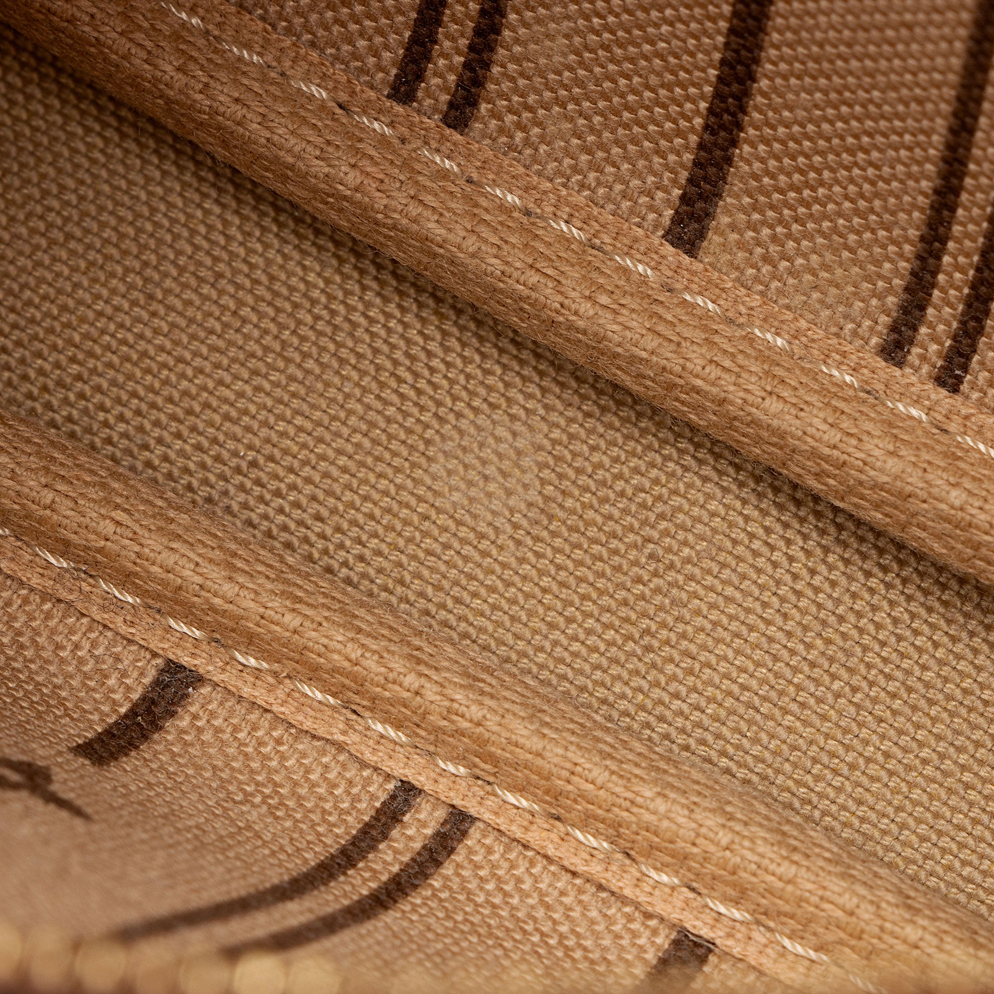Louis Vuitton Limited Edition Monogram Canvas Patches Mini Pochette Accessoires (SHF-IKxVzn)