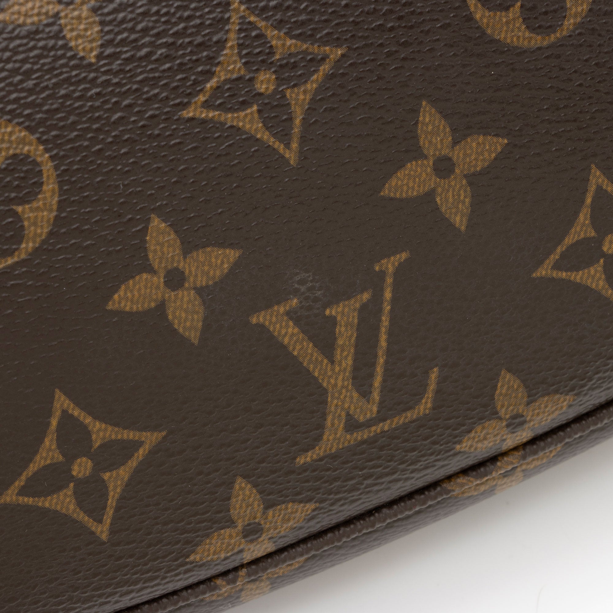 Louis Vuitton Monogram Canvas Pochette Accessoires NM (SHF-mFj8Ts)