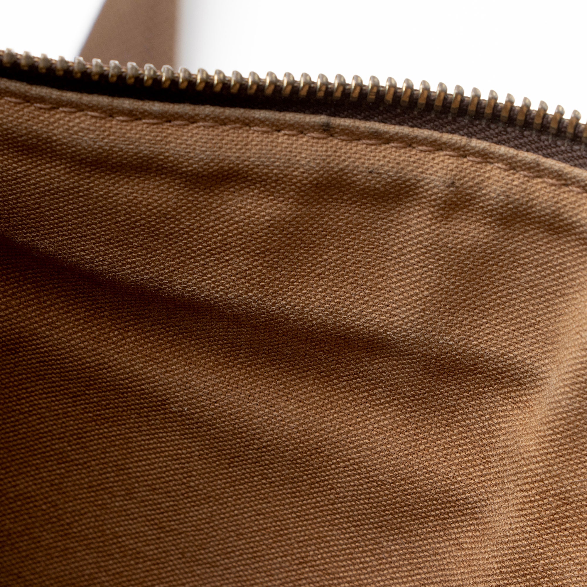 Louis Vuitton Monogram Canvas Pochette Bosphore Messenger (SHF-72xMgM)