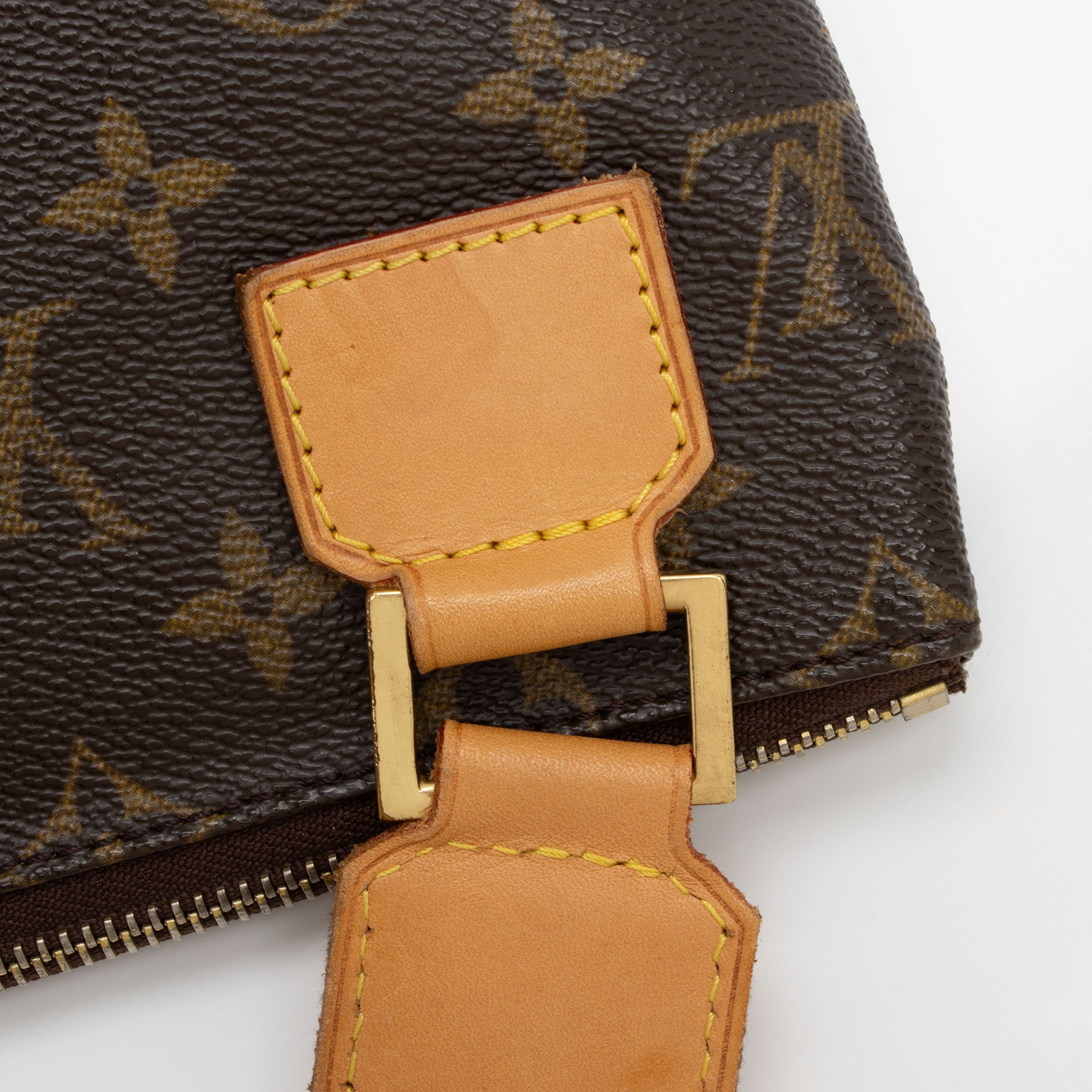 Louis Vuitton Monogram Canvas Pochette Bosphore Messenger (SHF-JqHHTE)