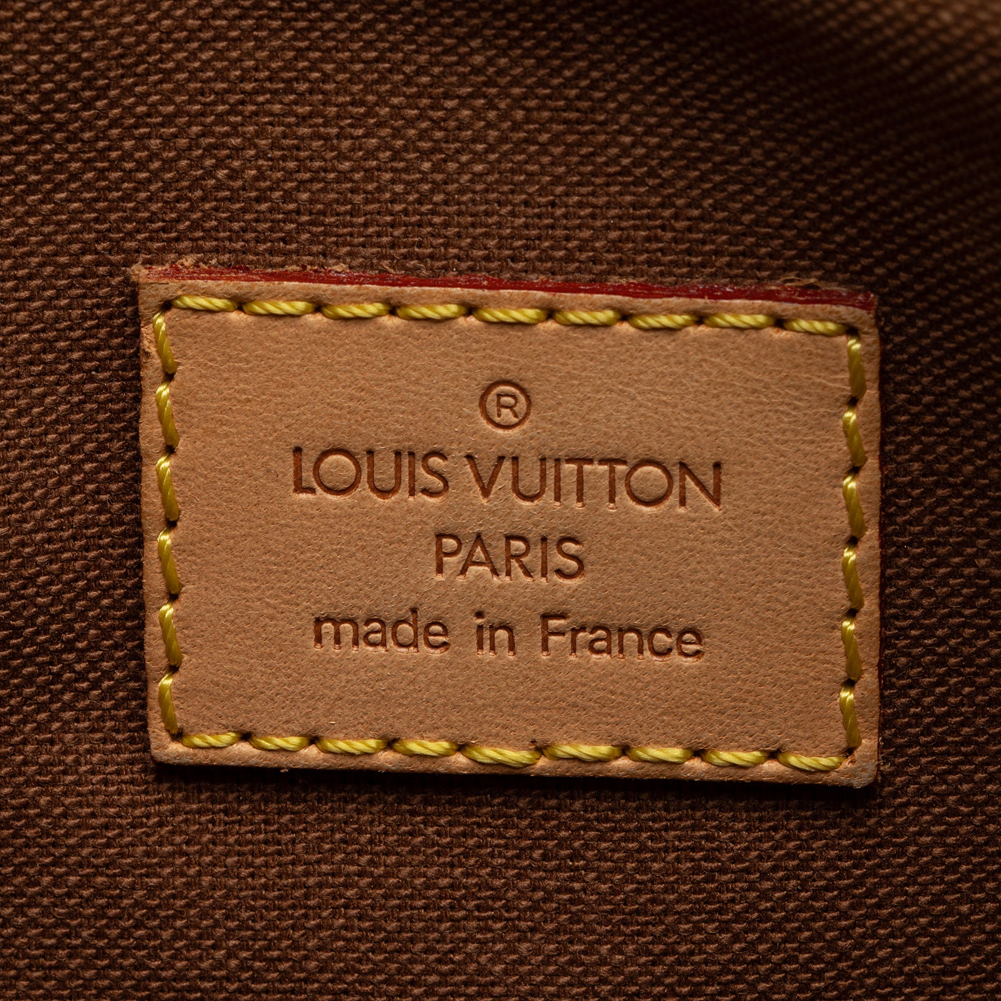 Louis Vuitton Monogram Canvas Pochette Bosphore Messenger (SHF-JqHHTE)