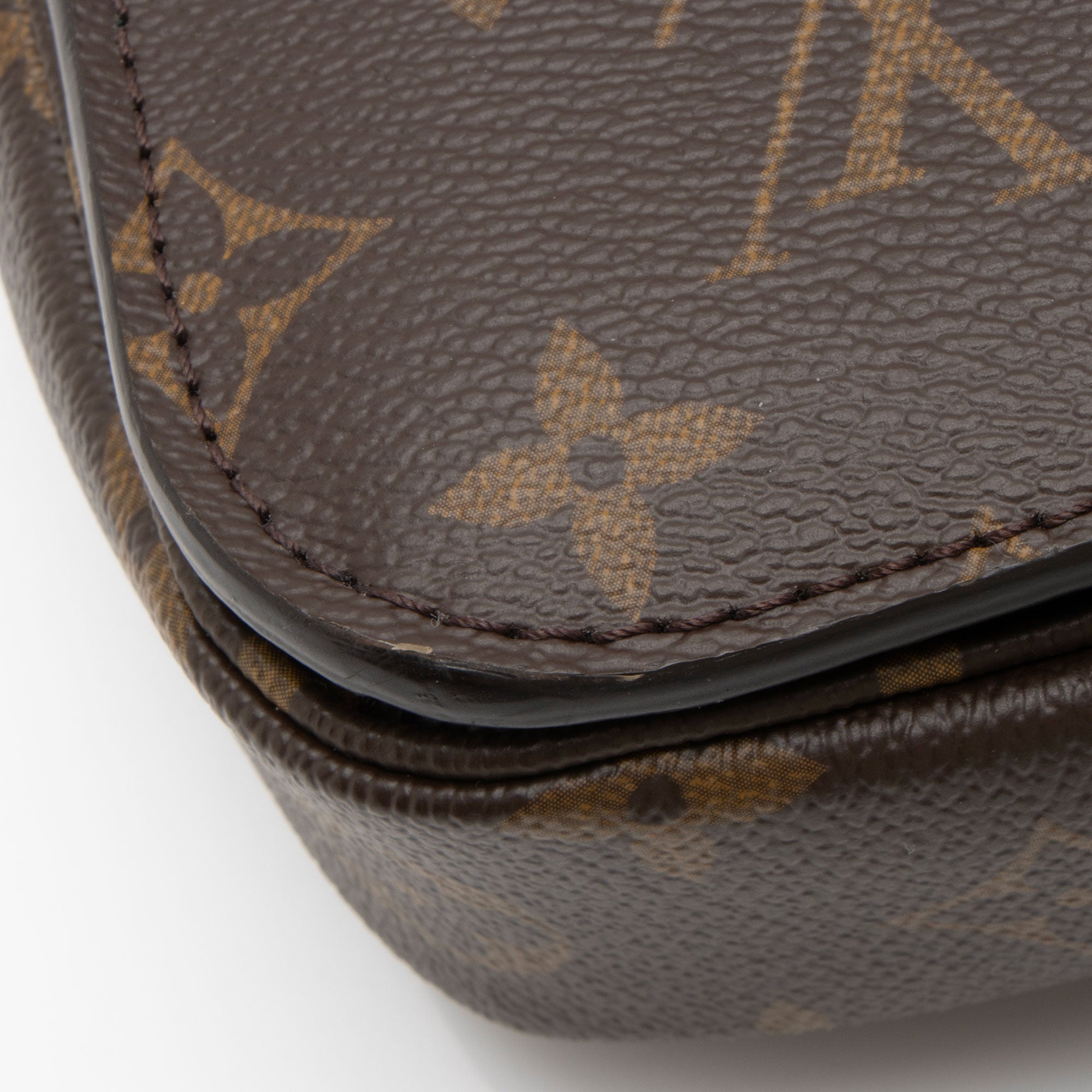 Louis Vuitton Monogram Canvas Pochette Metis Shoulder Bag (SHF-pIyBMS)