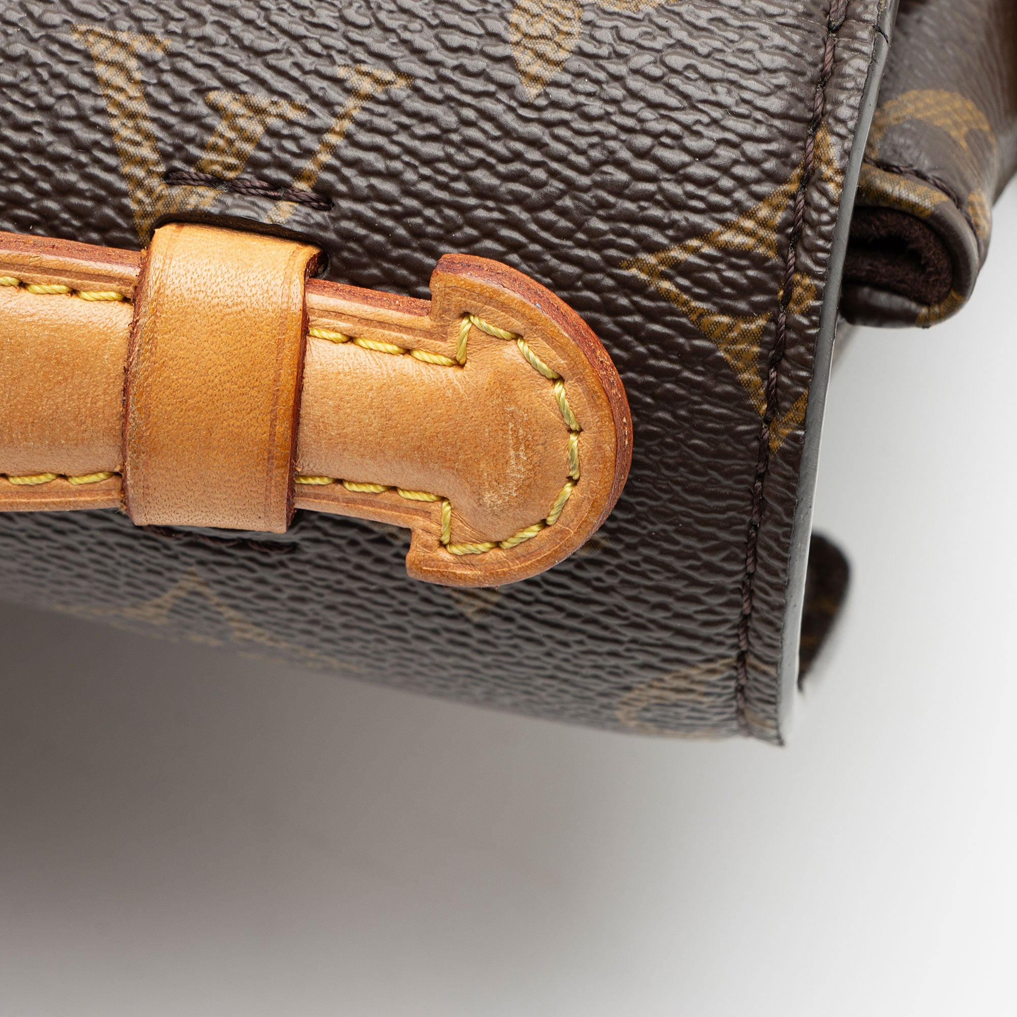 Louis Vuitton Monogram Canvas Pochette Metis Shoulder Bag