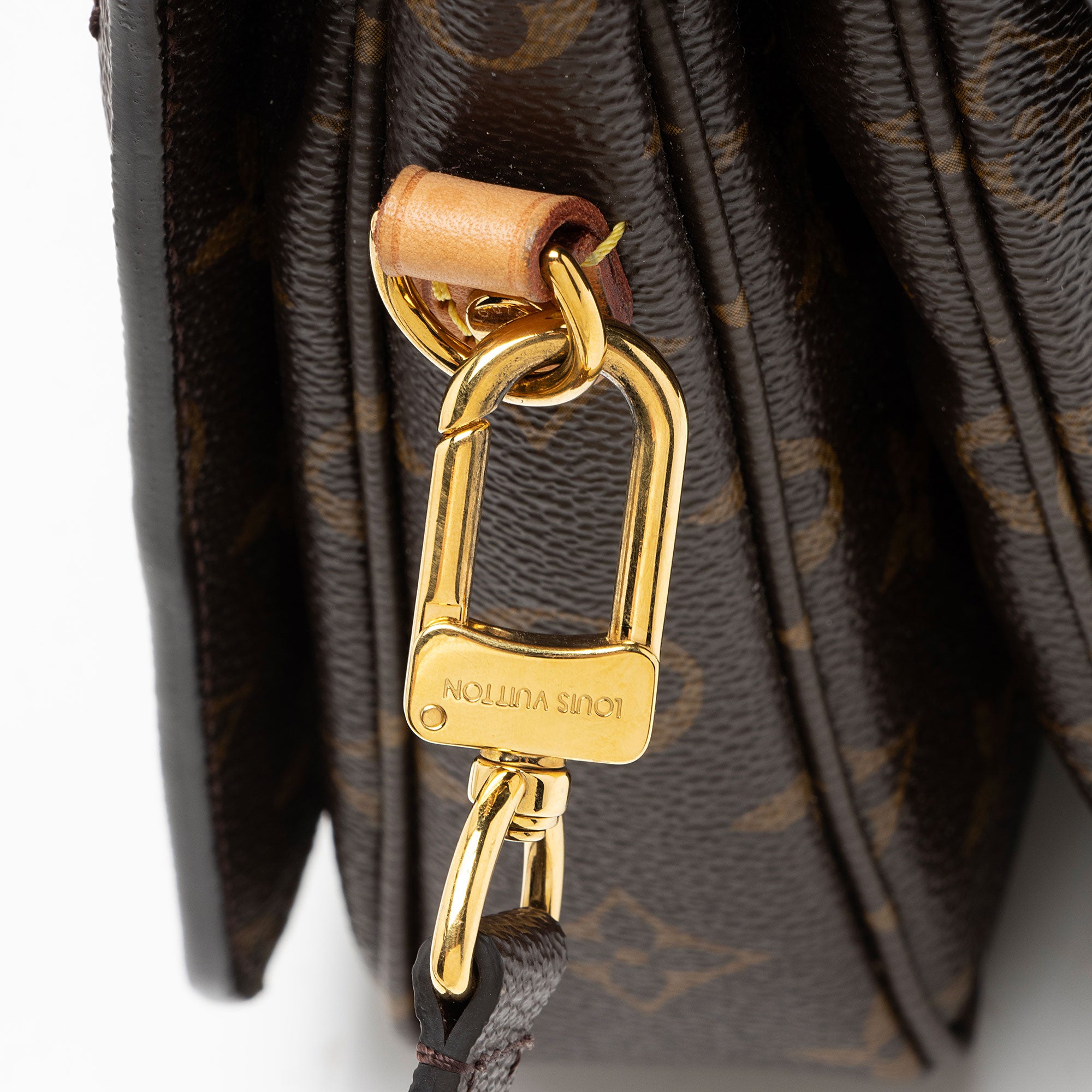 Louis Vuitton Monogram Canvas Pochette Metis Shoulder Bag