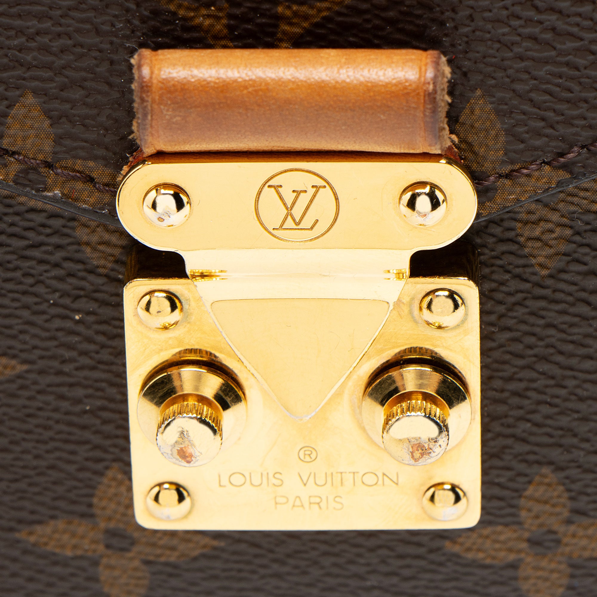 Louis Vuitton Monogram Canvas Pochette Metis Shoulder Bag