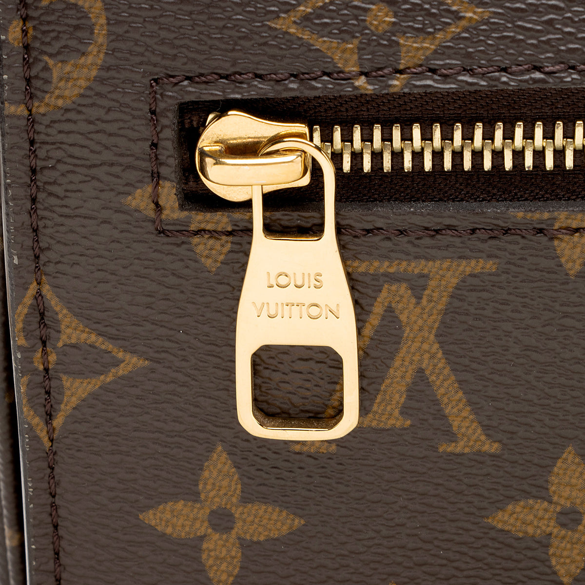 Louis Vuitton Monogram Canvas Pochette Metis Shoulder Bag