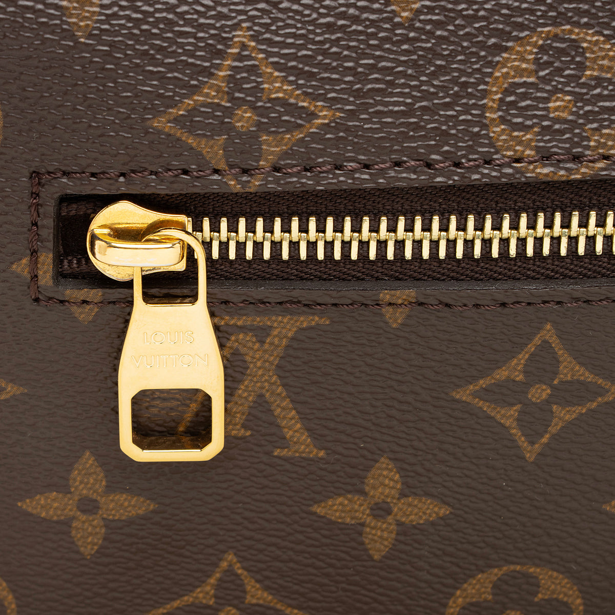 Louis Vuitton Monogram Canvas Pochette Metis Shoulder Bag