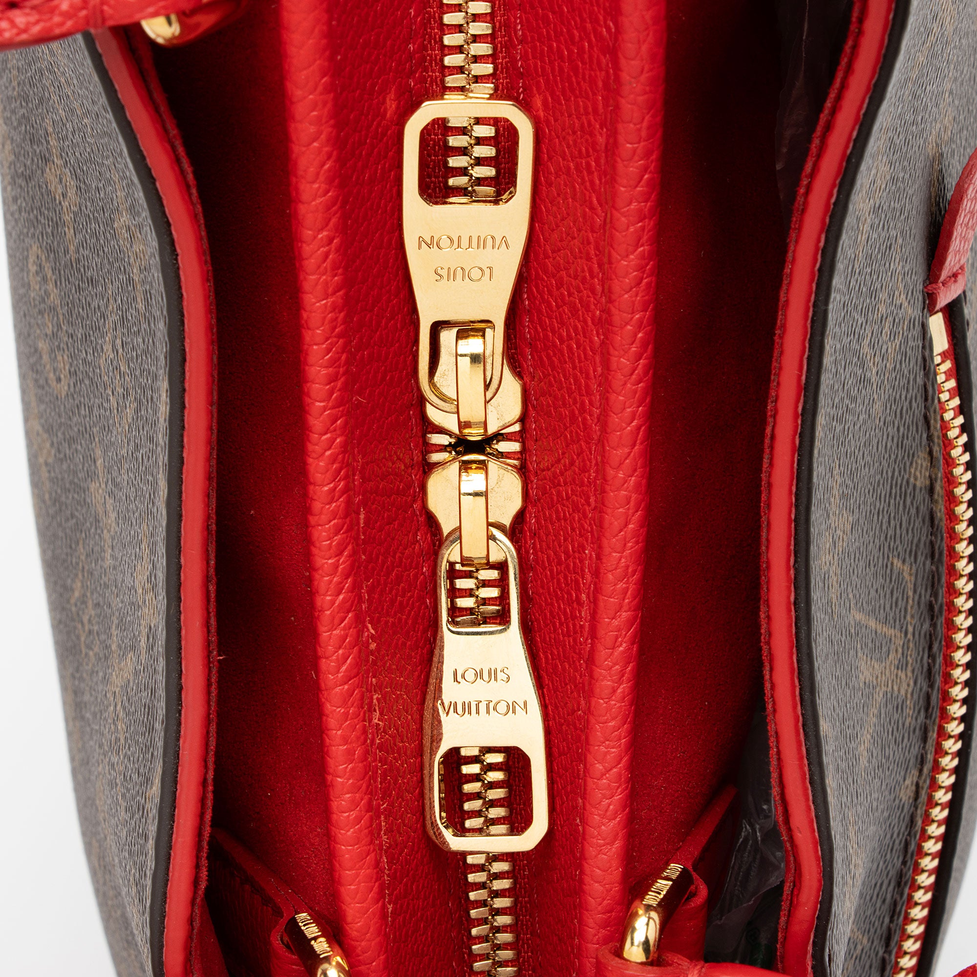 Louis Vuitton Monogram Canvas Popincourt PM Satchel (SHF-9wOnok)
