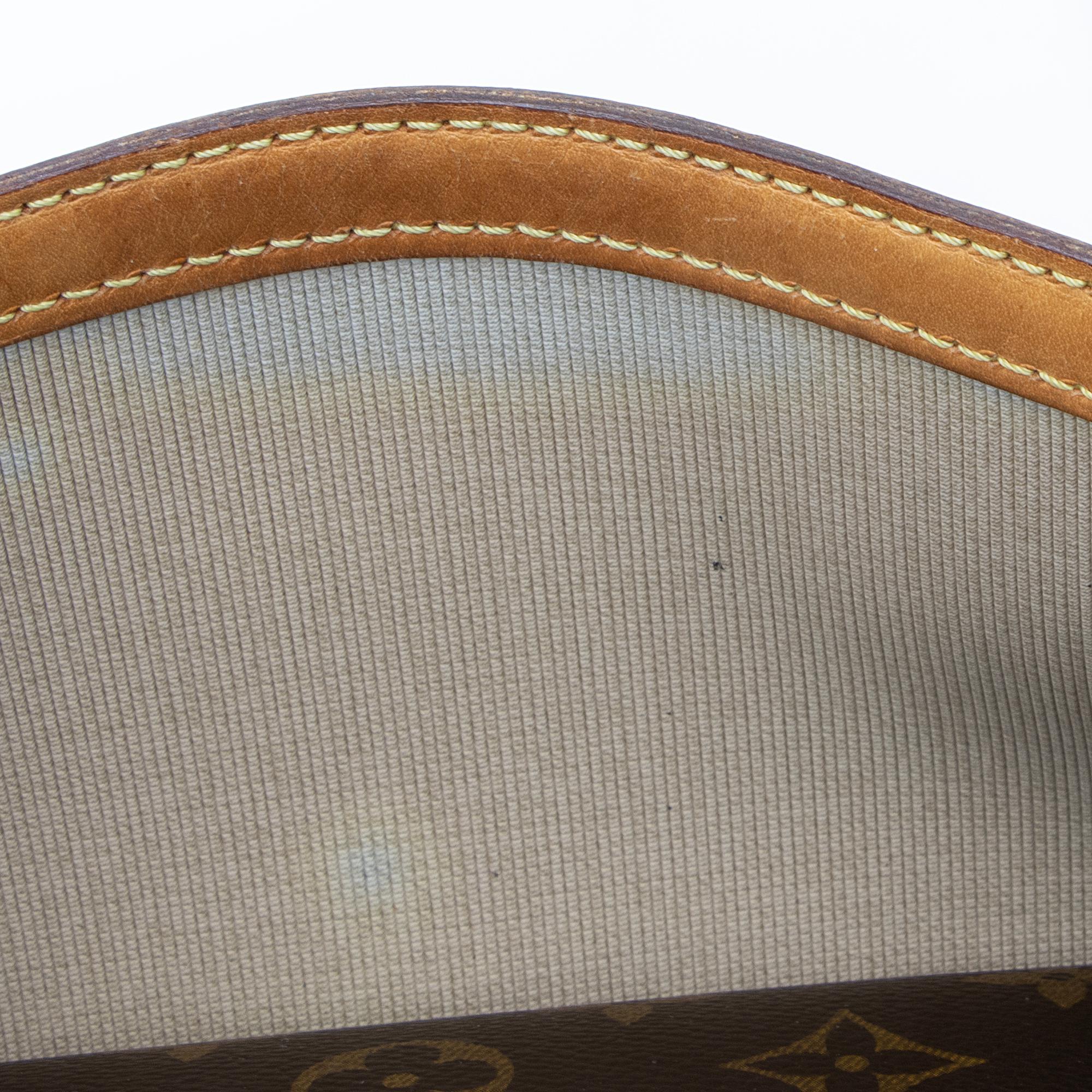 Louis Vuitton Monogram Canvas Reporter PM Messenger Bag (SHF-23169)