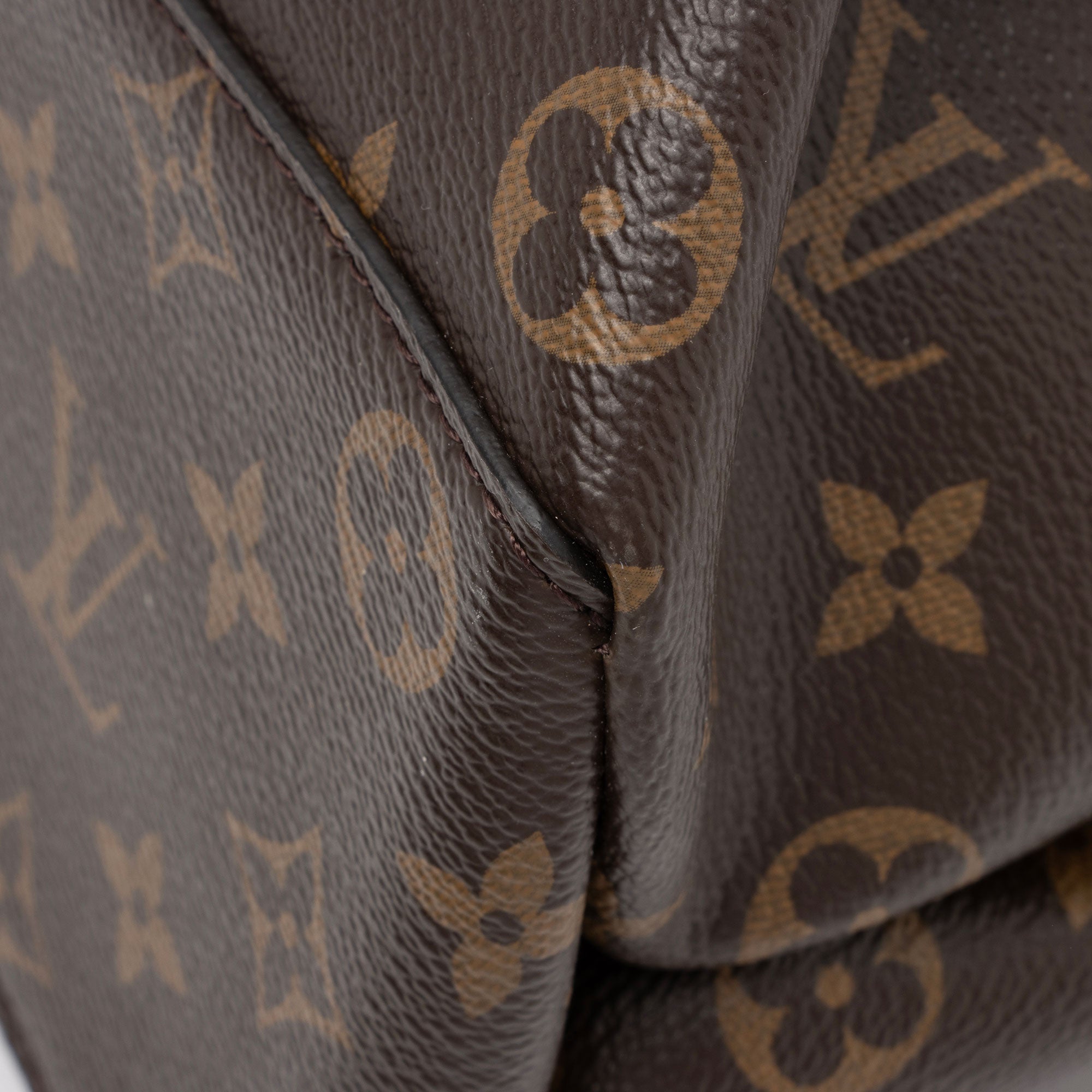 Louis Vuitton Monogram Canvas Rivoli MM Tote (SHF-5PCTnn)
