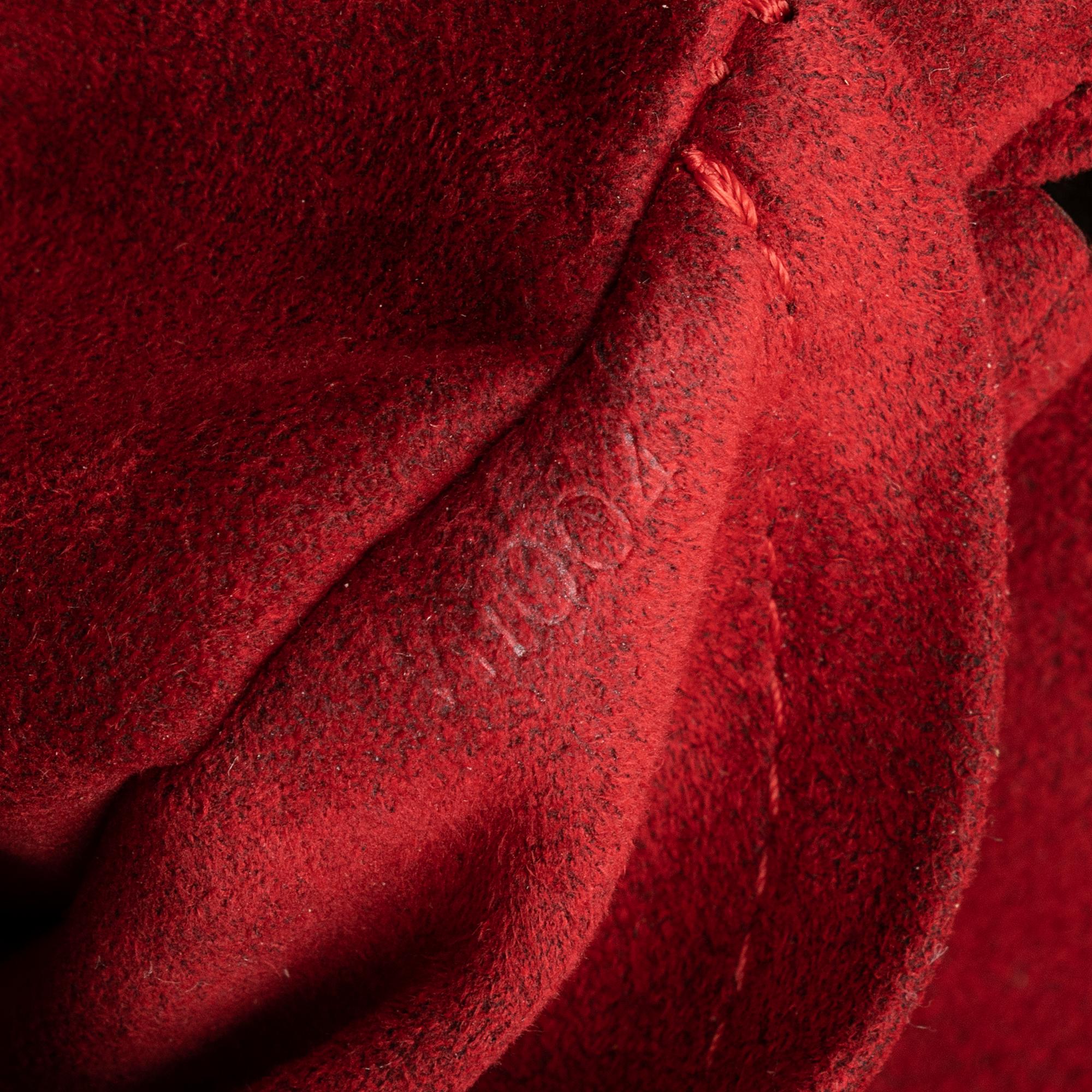 Louis Vuitton Monogram Canvas Sac Coussin GM Shoulder Bag (SHF-s7SCPT)