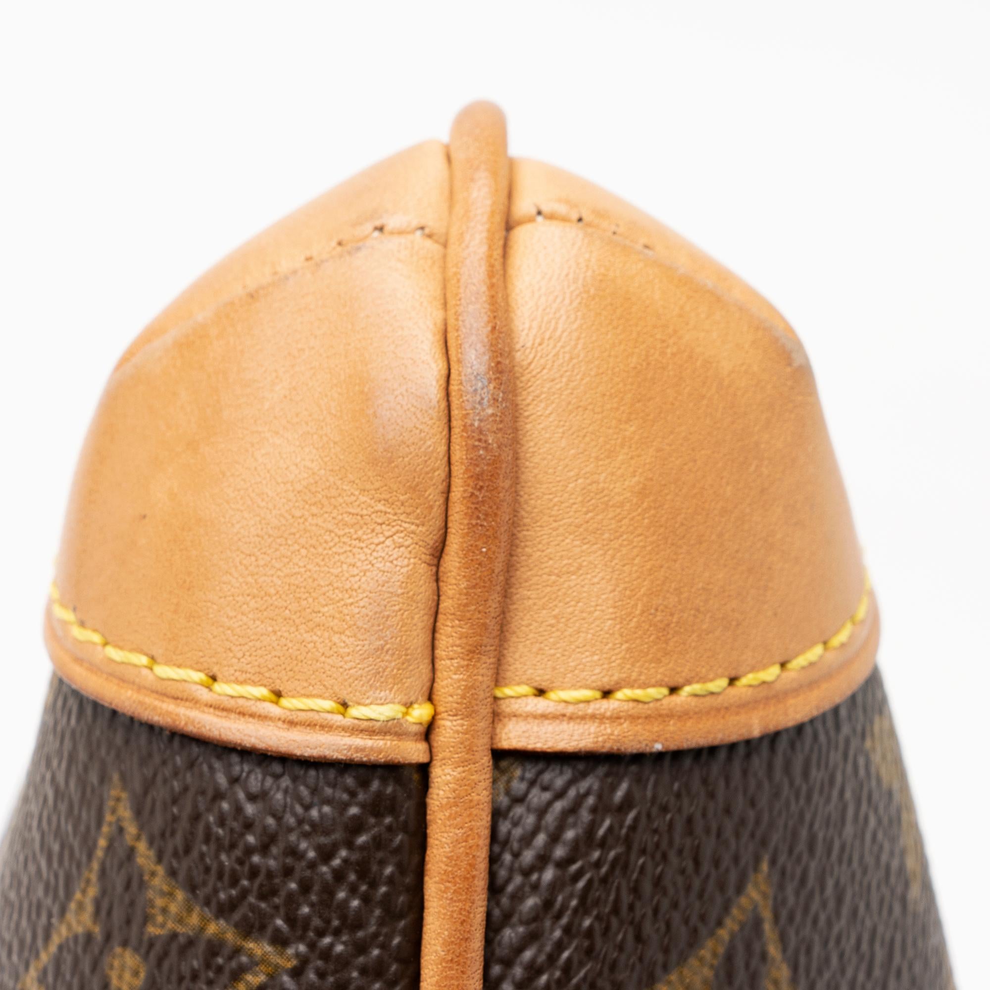 Louis Vuitton Monogram Canvas Sac Coussin GM Shoulder Bag (SHF-s7SCPT)