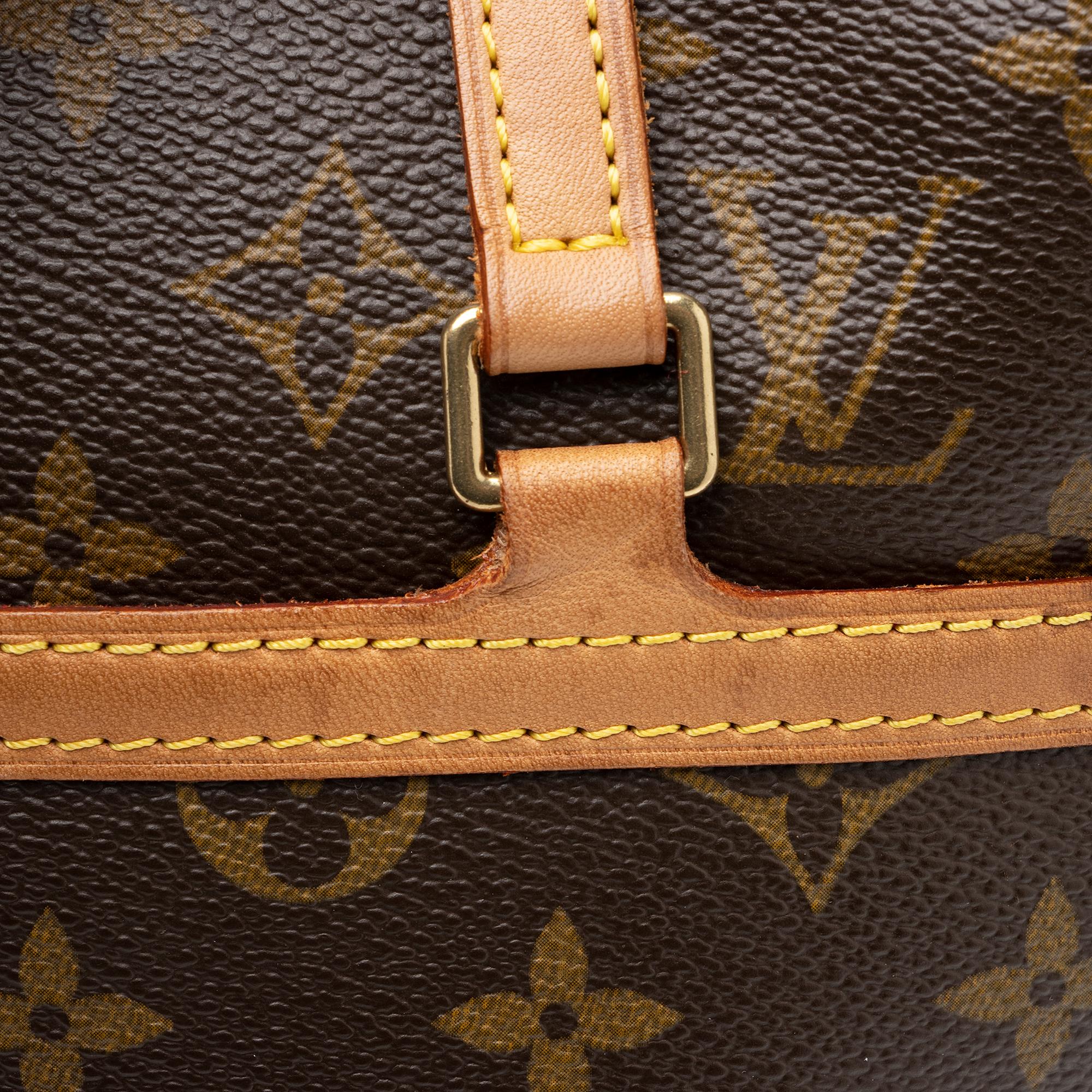 Louis Vuitton Monogram Canvas Sac Coussin GM Shoulder Bag (SHF-s7SCPT)