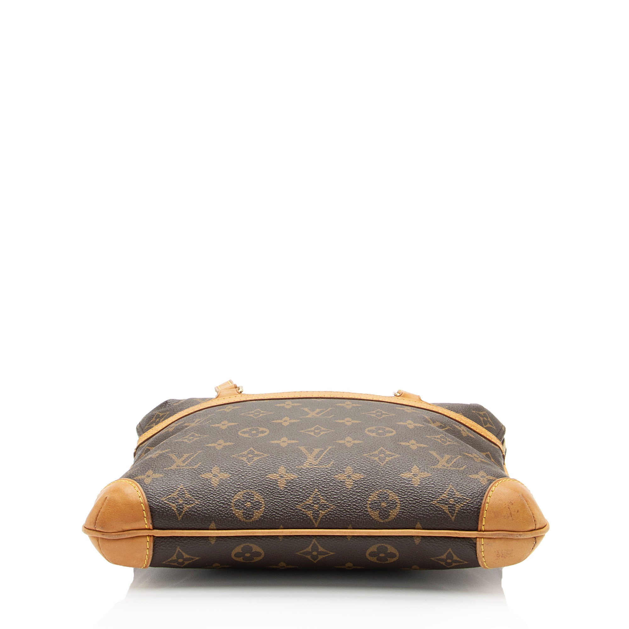 Louis Vuitton Monogram Canvas Sac Coussin GM Shoulder Bag (SHF-2VgQ5u)