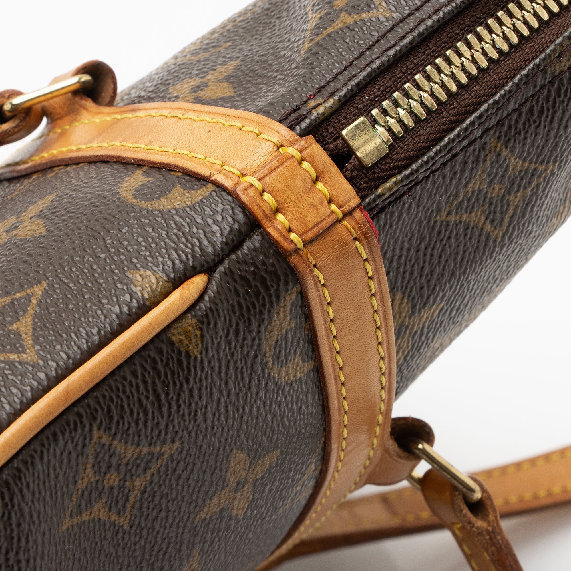 Louis Vuitton Monogram Canvas Sac Coussin GM Shoulder Bag (SHF-2VgQ5u)